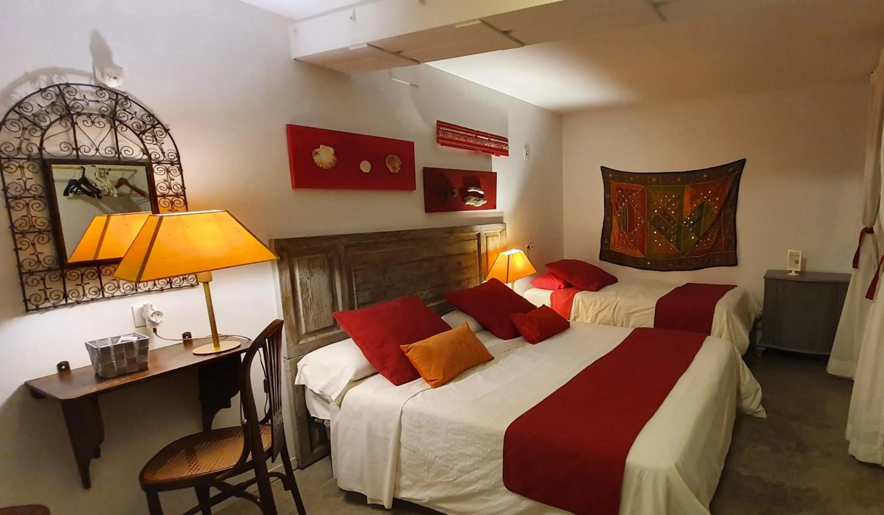 Photo of the whole room, Bed in Barrio Boutik Hostal long stays