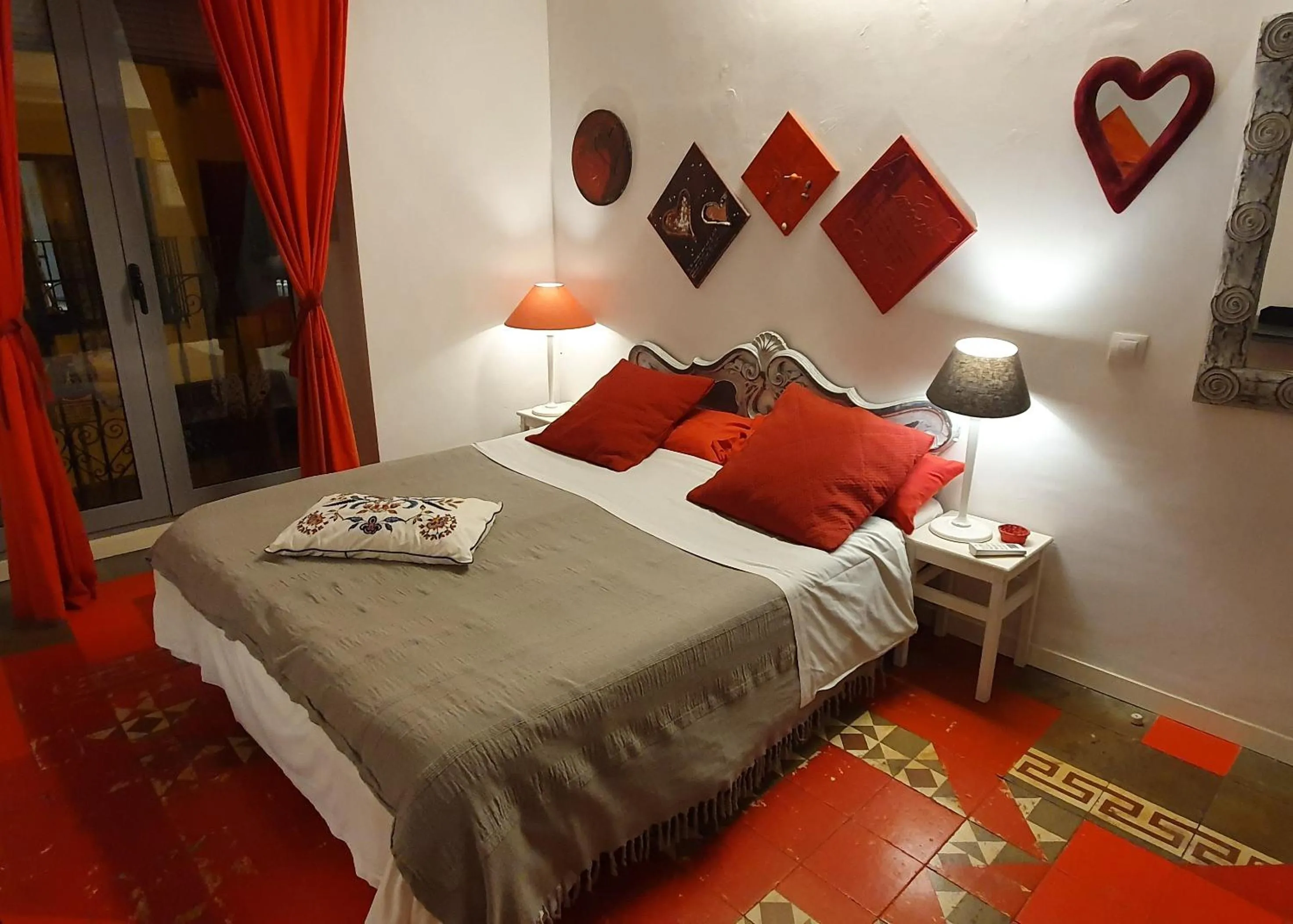 Bed in Barrio Boutik Hostal long stays