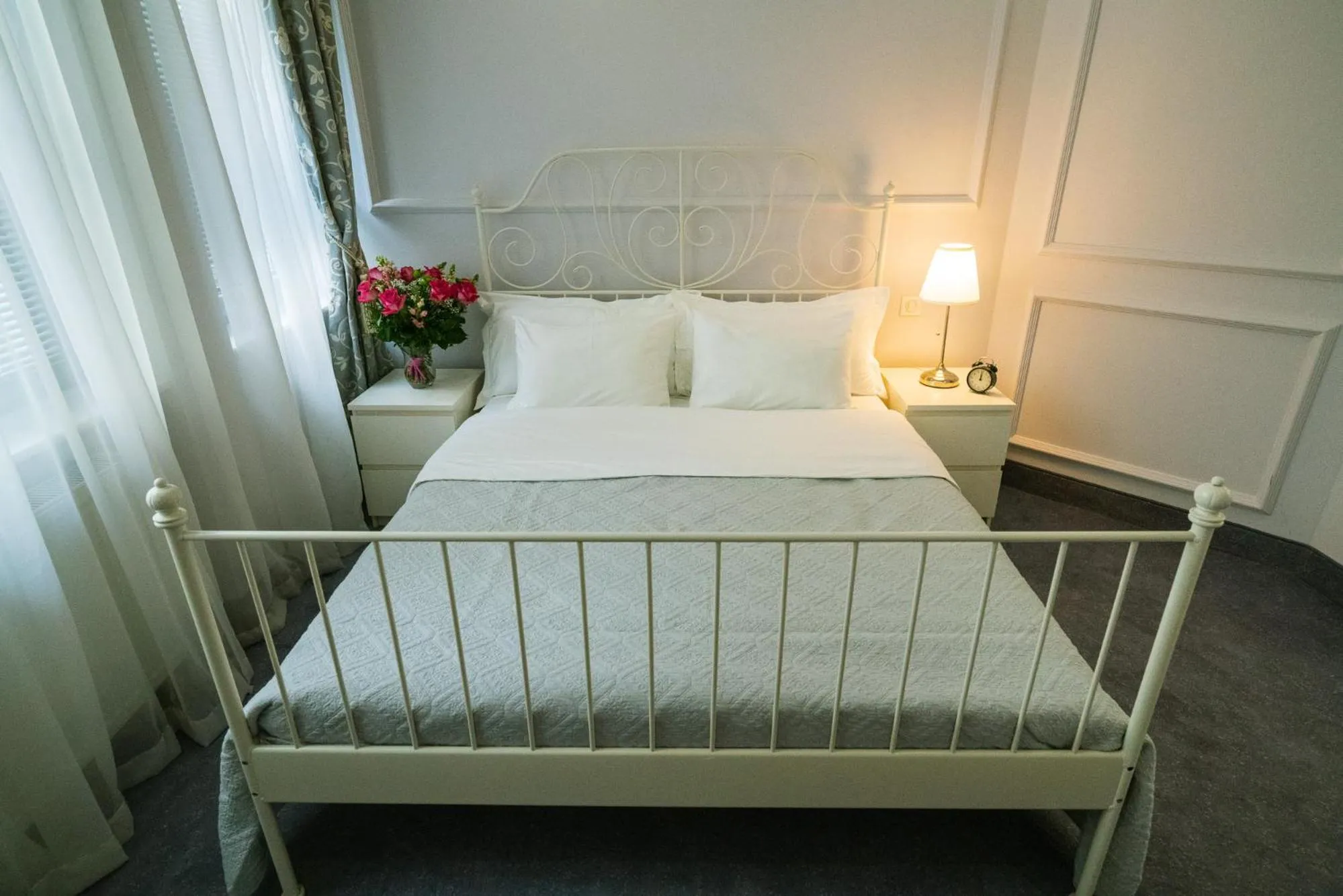 Bedroom, Bed in Apartments Almandine