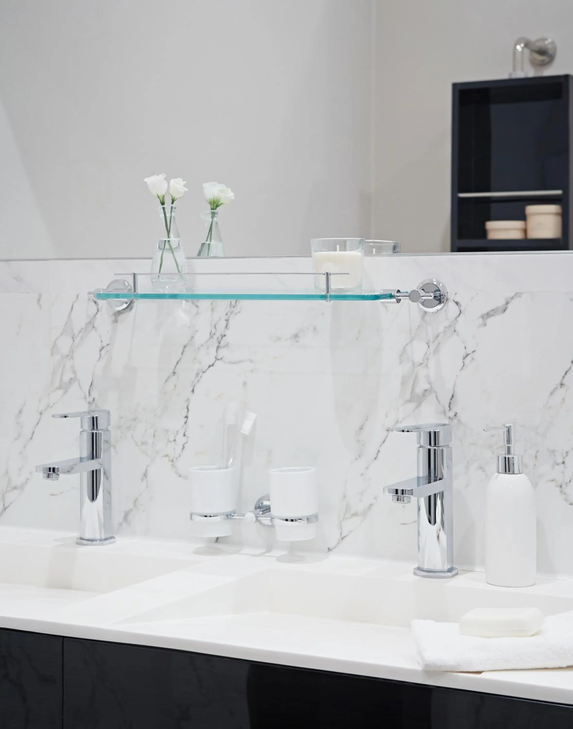 Bathroom in Apartments Almandine