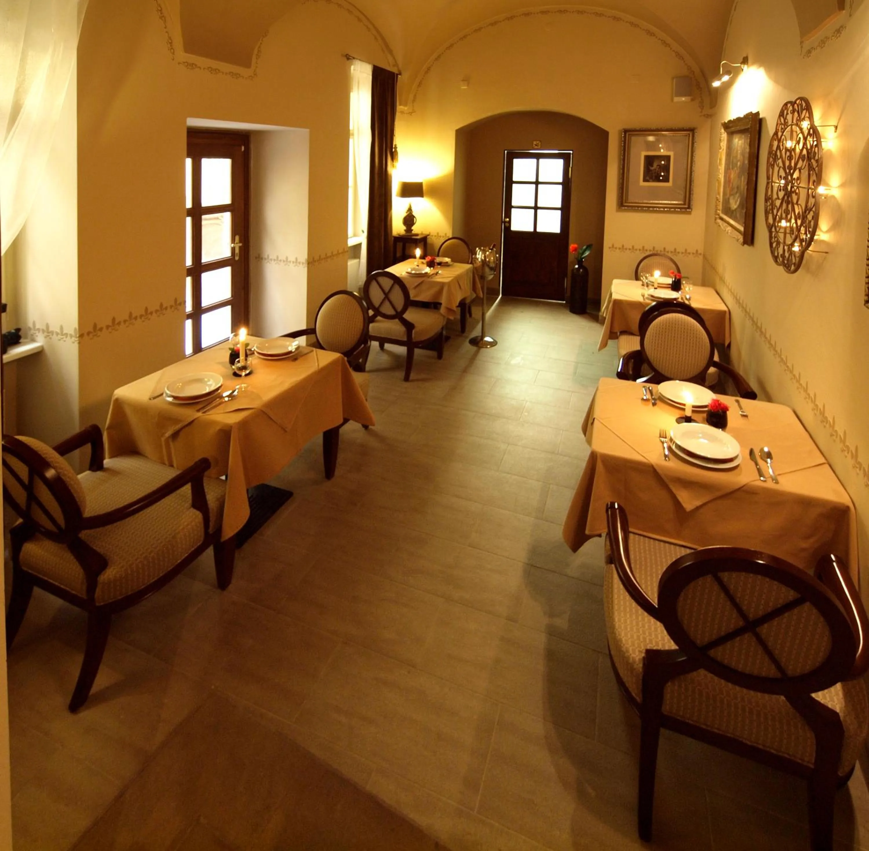 Restaurant/places to eat in Apartments Almandine