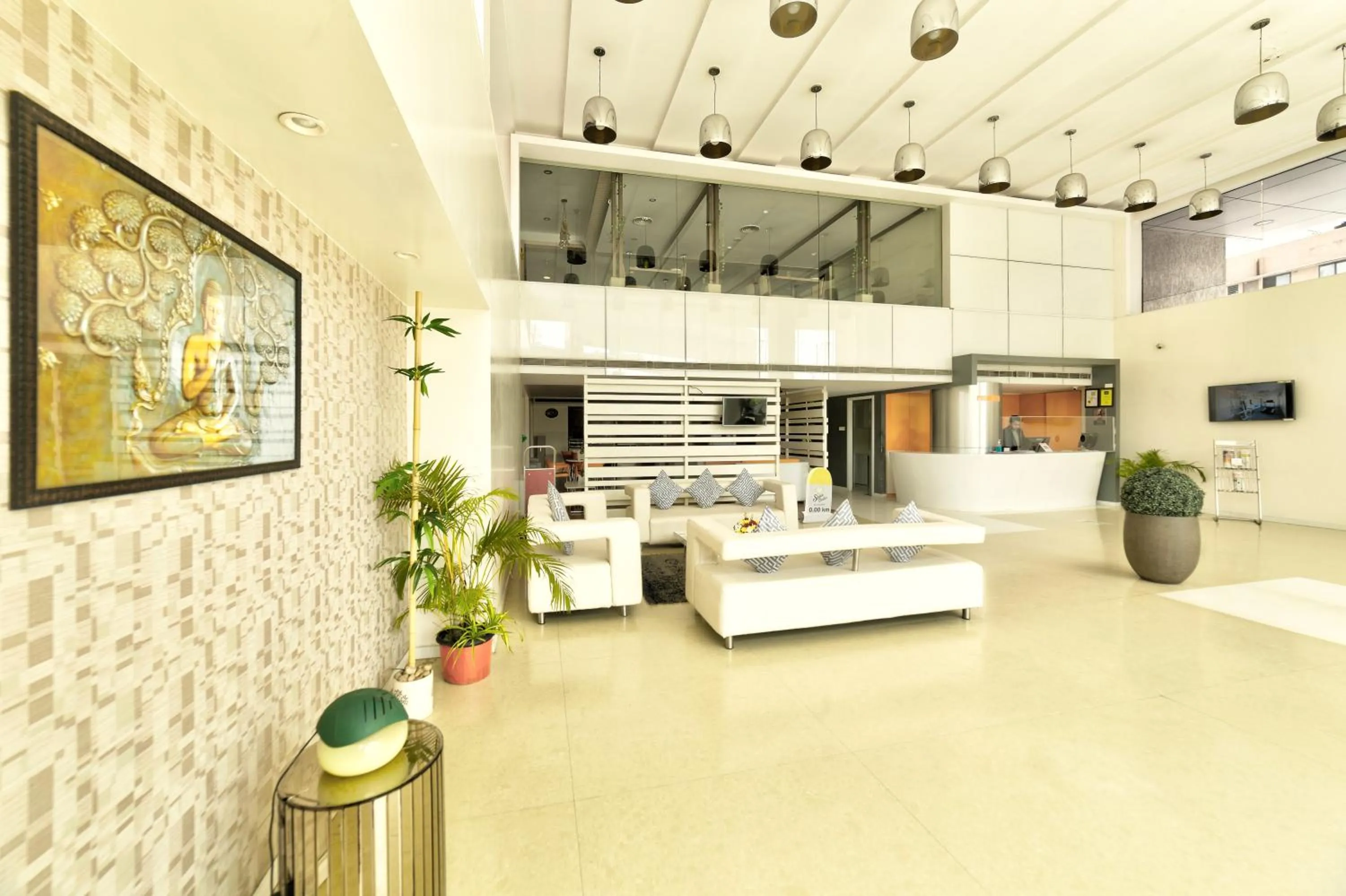 Lobby or reception in ICON SELECT by Bhagini