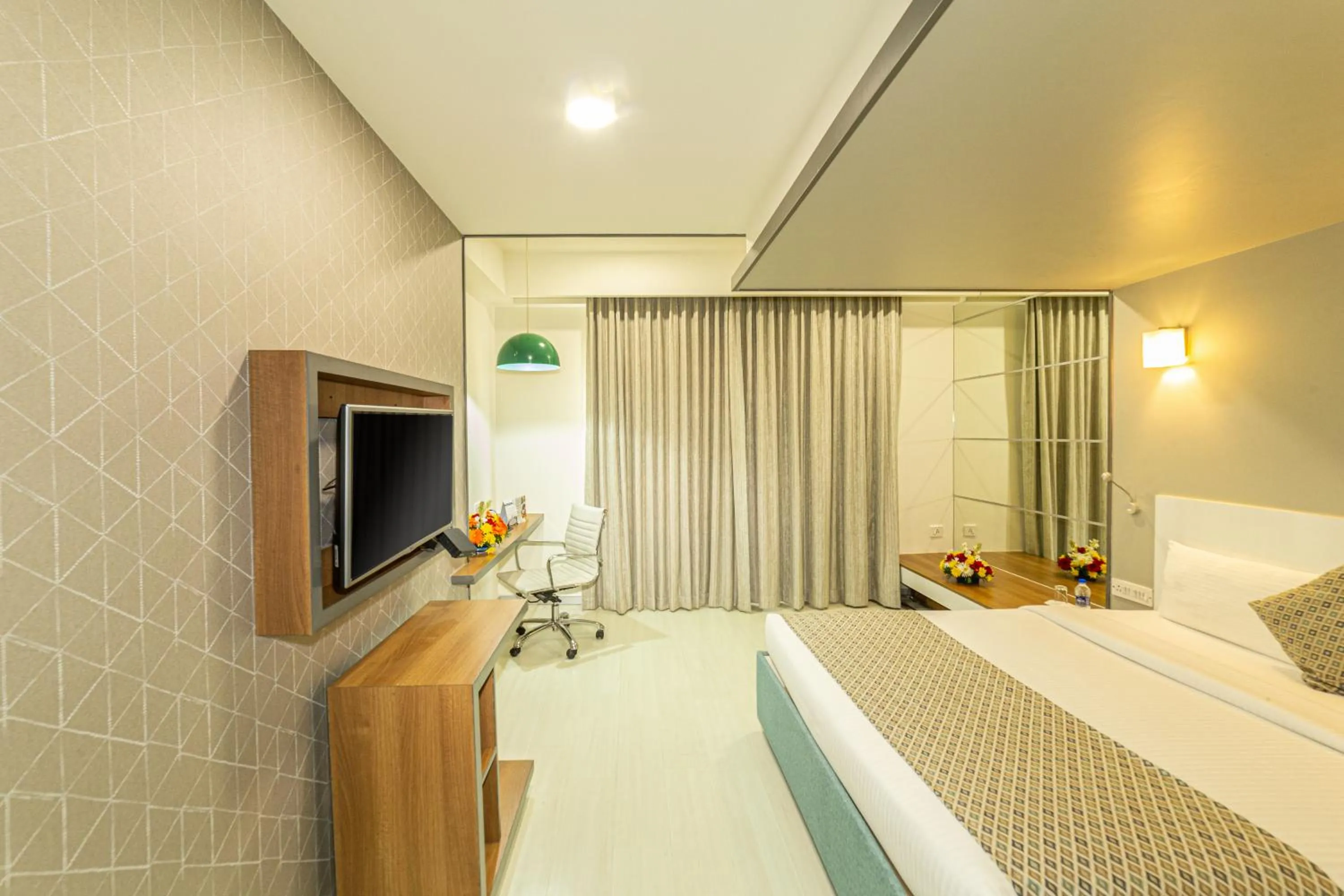 Bed in ICON SELECT by Bhagini