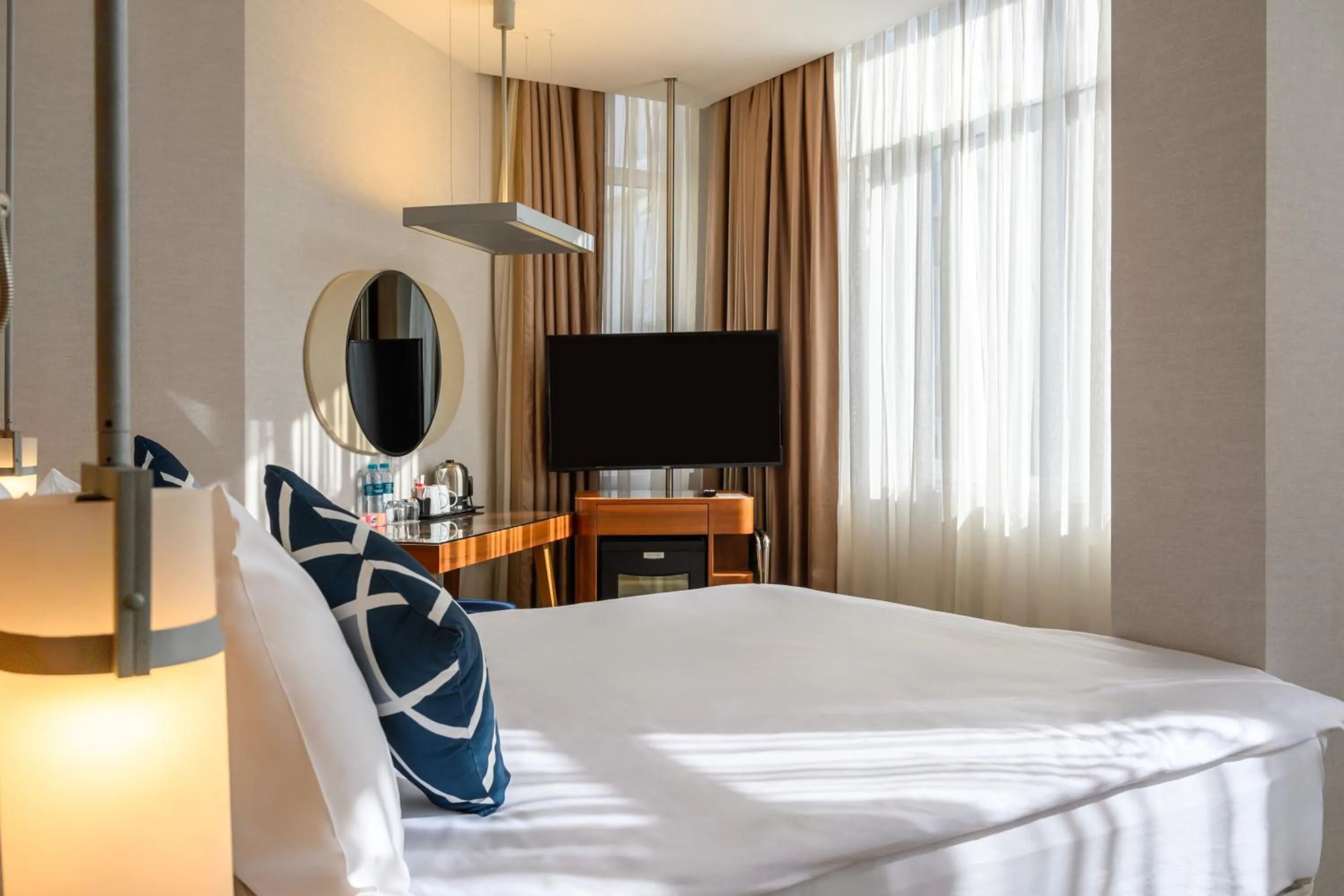 Bed in Four Points Flex by Sheraton Istanbul Taksim Square