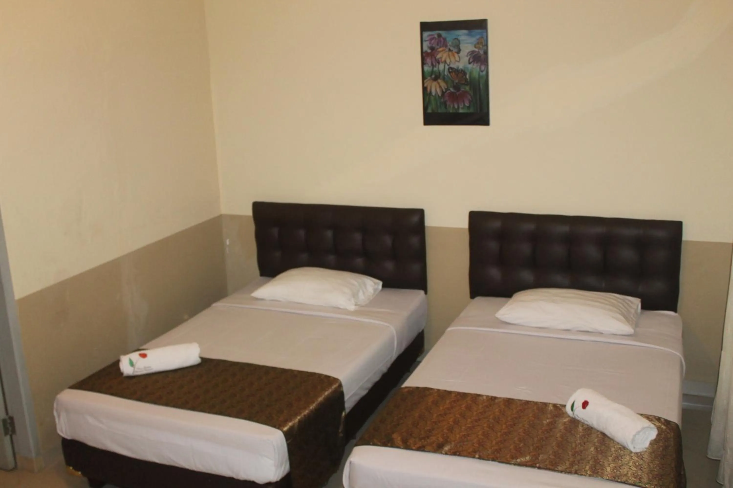 Bed in New Green Sentul Resort