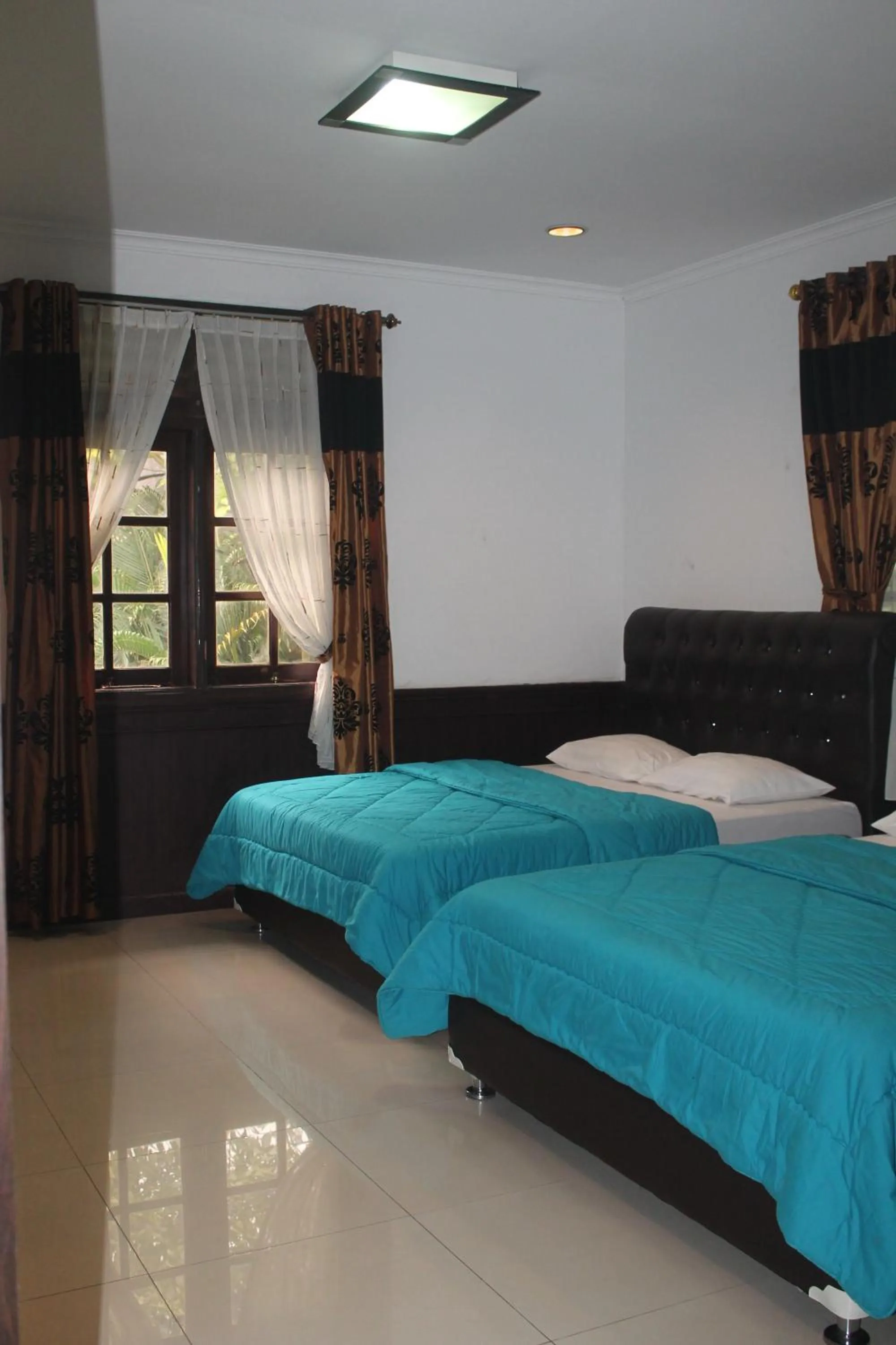 Bed in New Green Sentul Resort