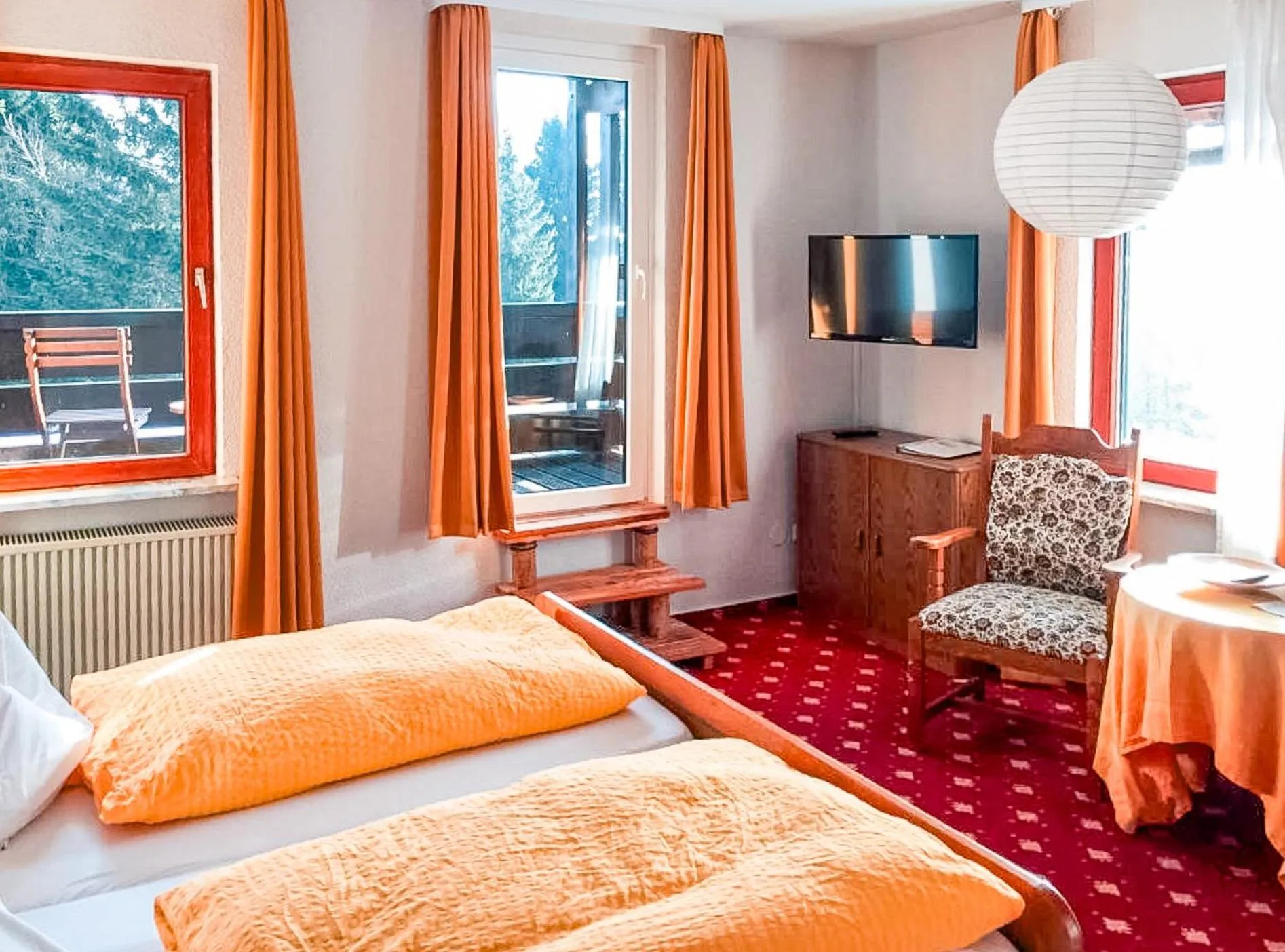 Bed in Hotel Carlsruh