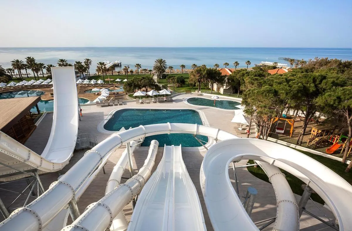 Swimming pool in Voyage Sorgun Hotel