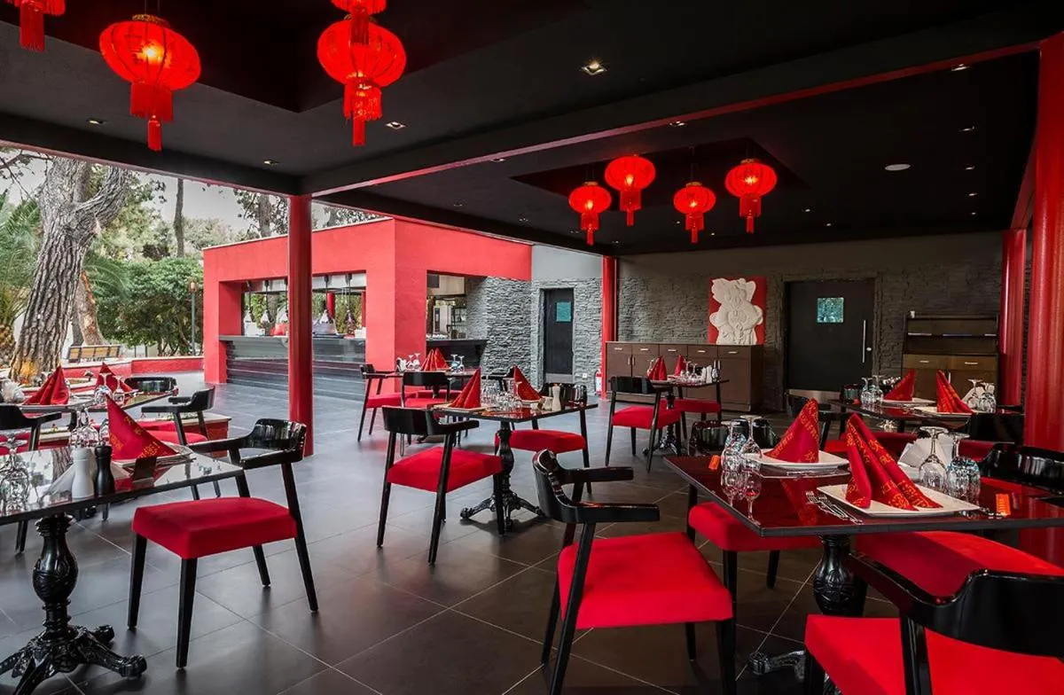 Restaurant/places to eat in Voyage Sorgun Hotel