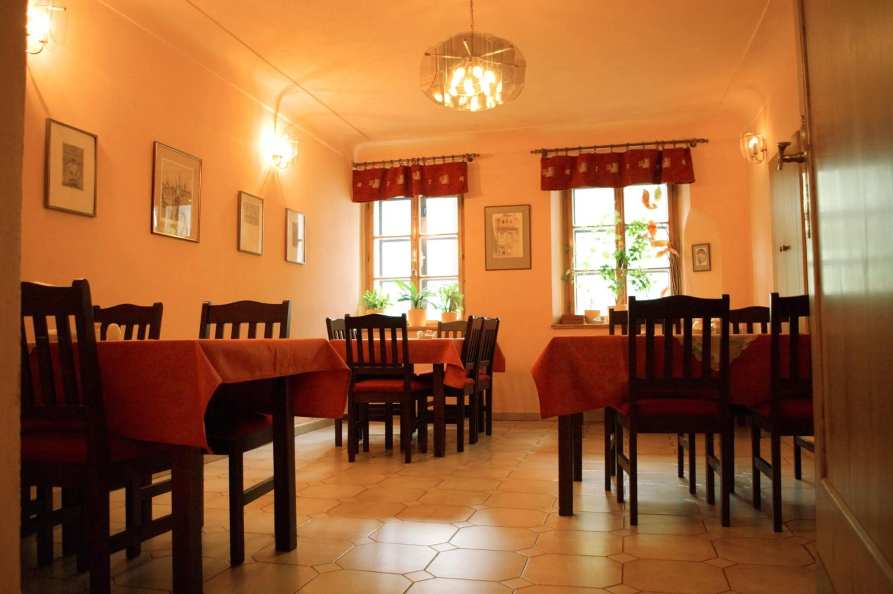 Restaurant/places to eat in Pension Dientzenhofer