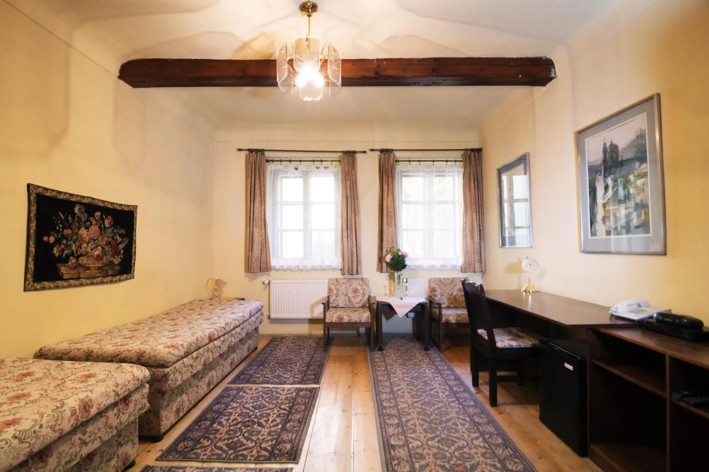 Comfort Double or Twin Room with garden view in Pension Dientzenhofer Comfort Double or Twin Room with garden view in Pension Dientzenhofer