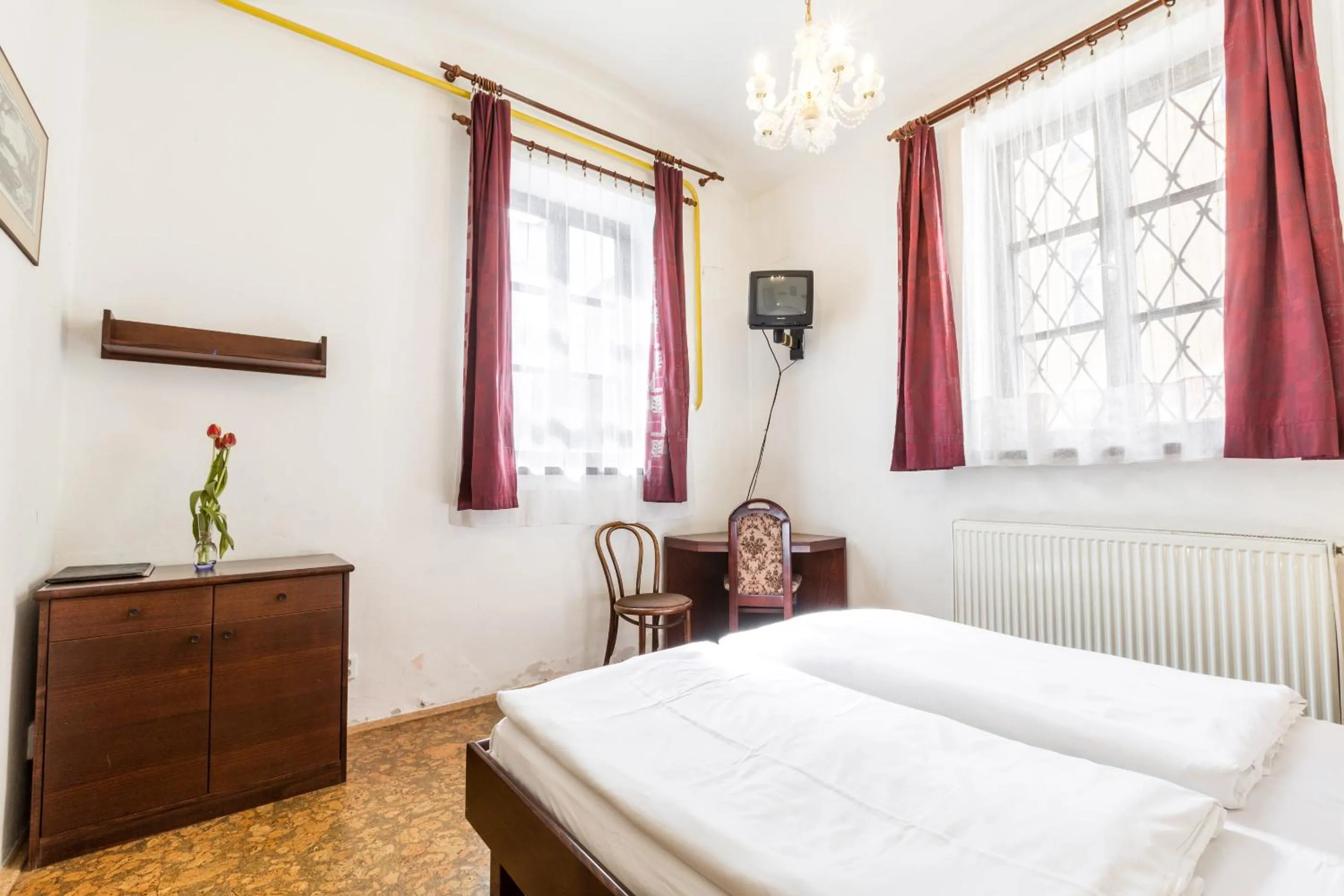 Bedroom, Bed in Pension Dientzenhofer