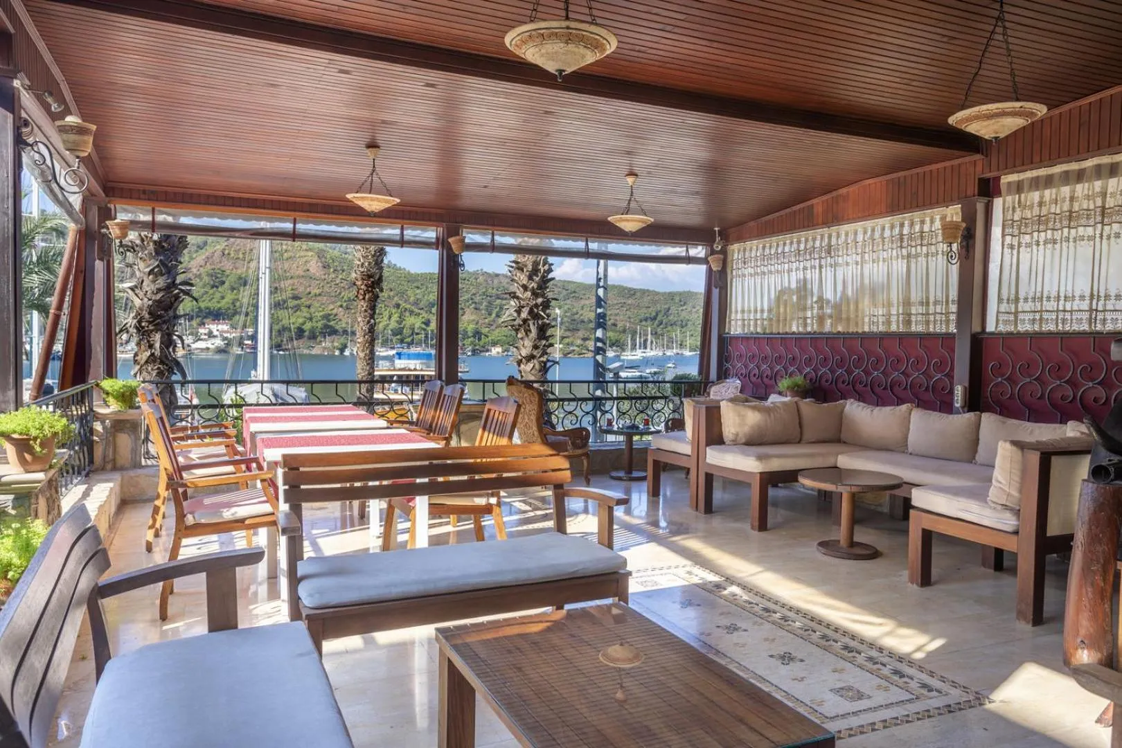 Balcony/Terrace in Hotel Villa Daffodil