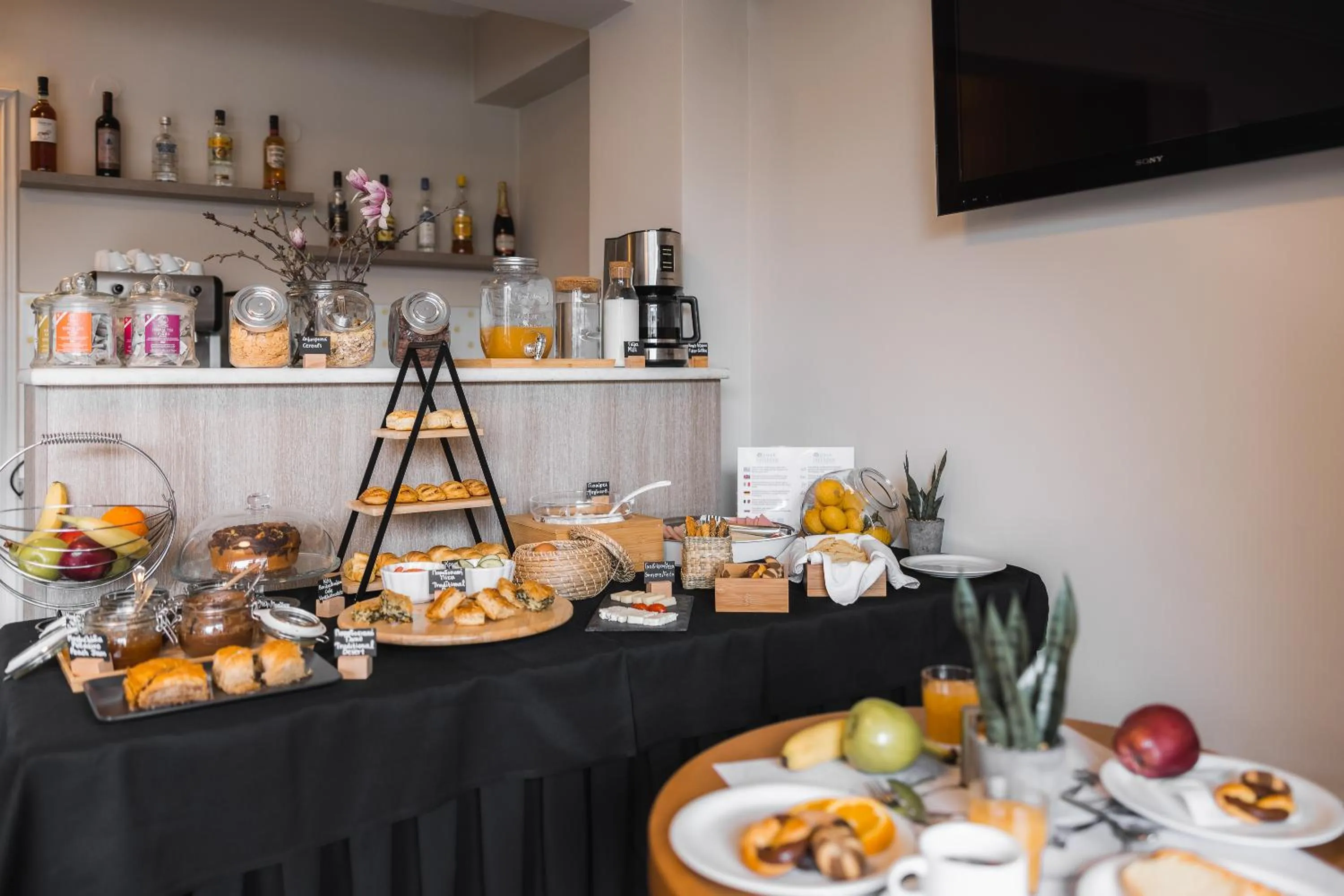 Breakfast in Nantin Hotel Ioannina