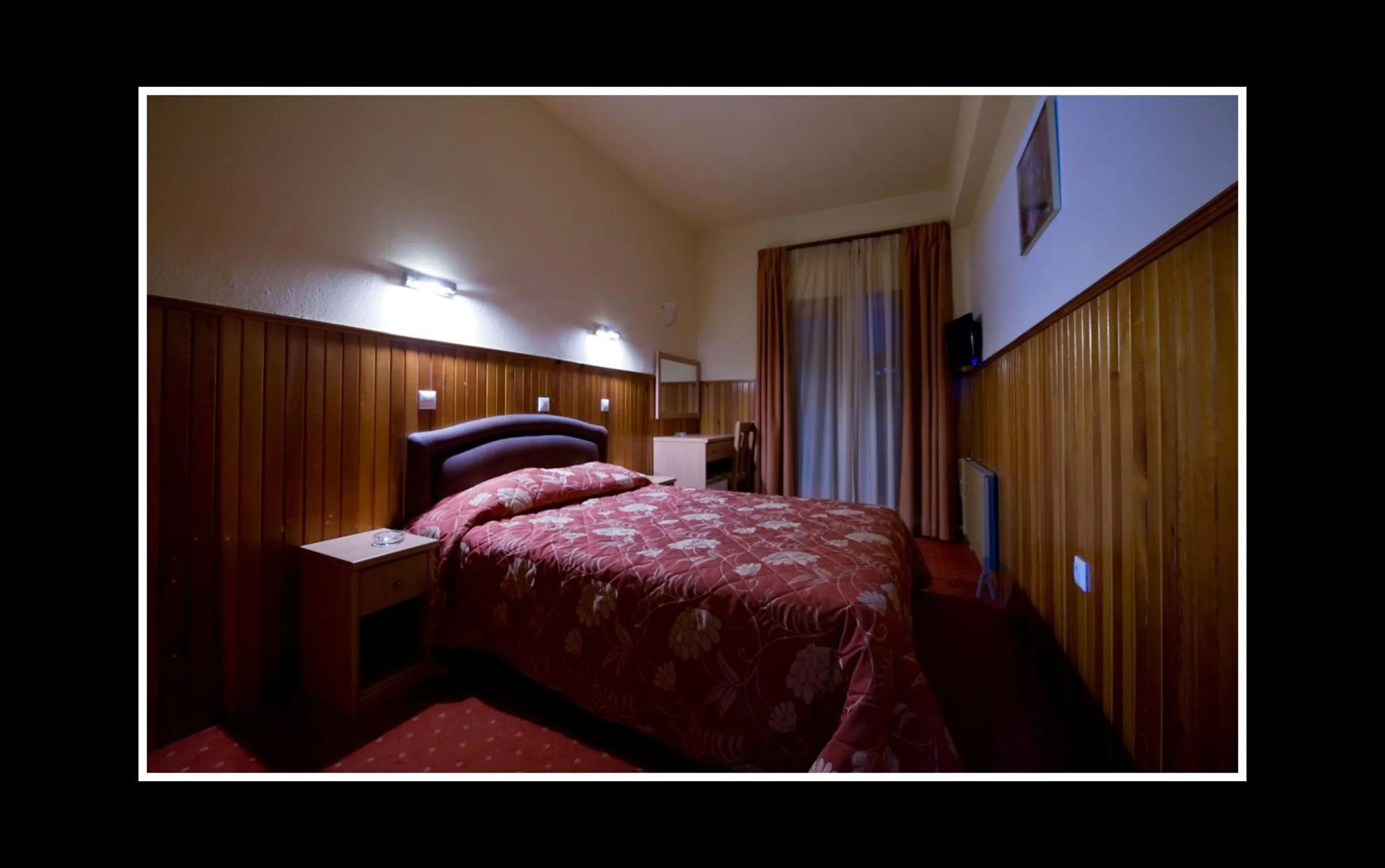 Hotel Bitouni