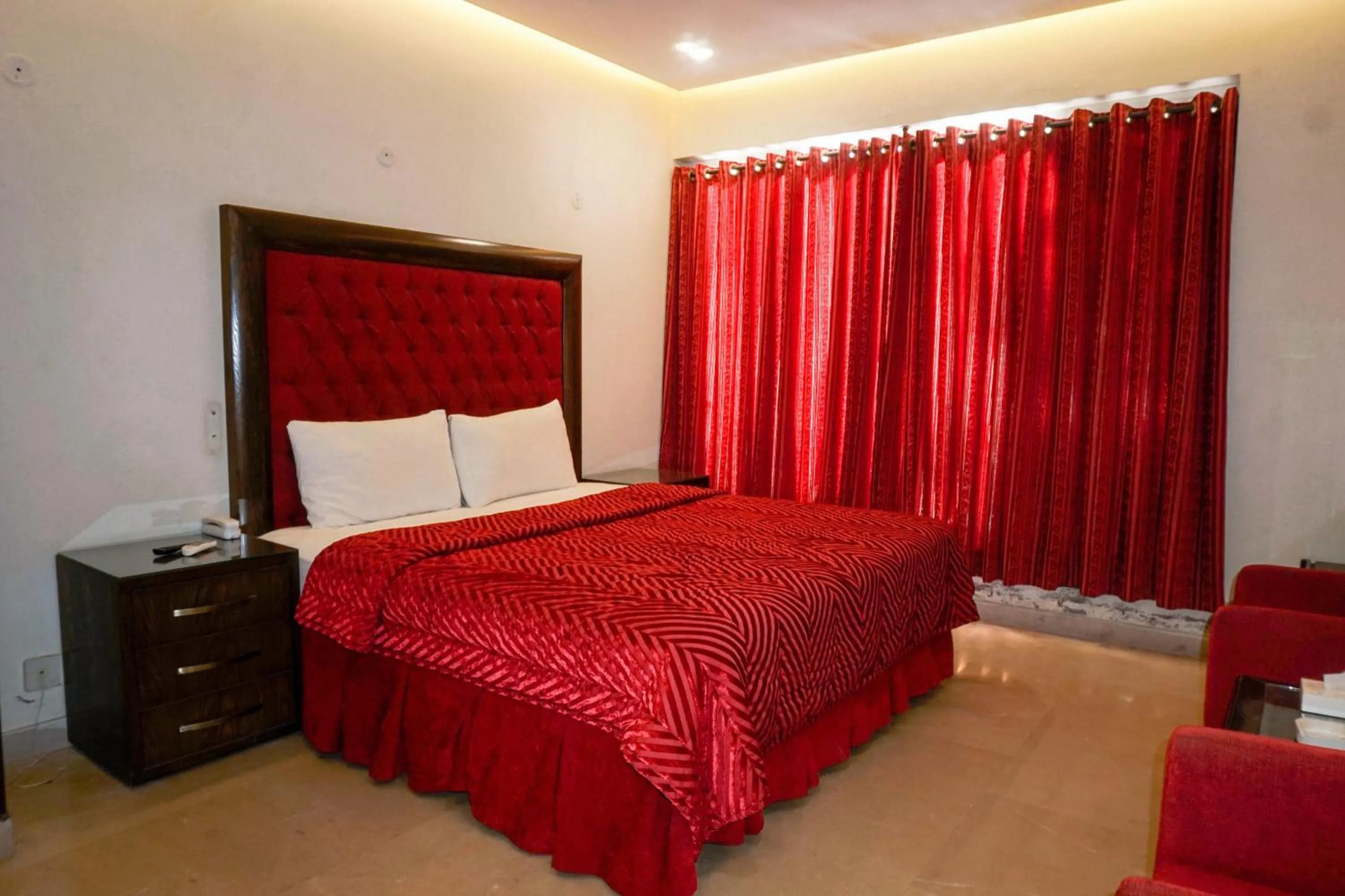 Bed in City View Hotel & Restaurant