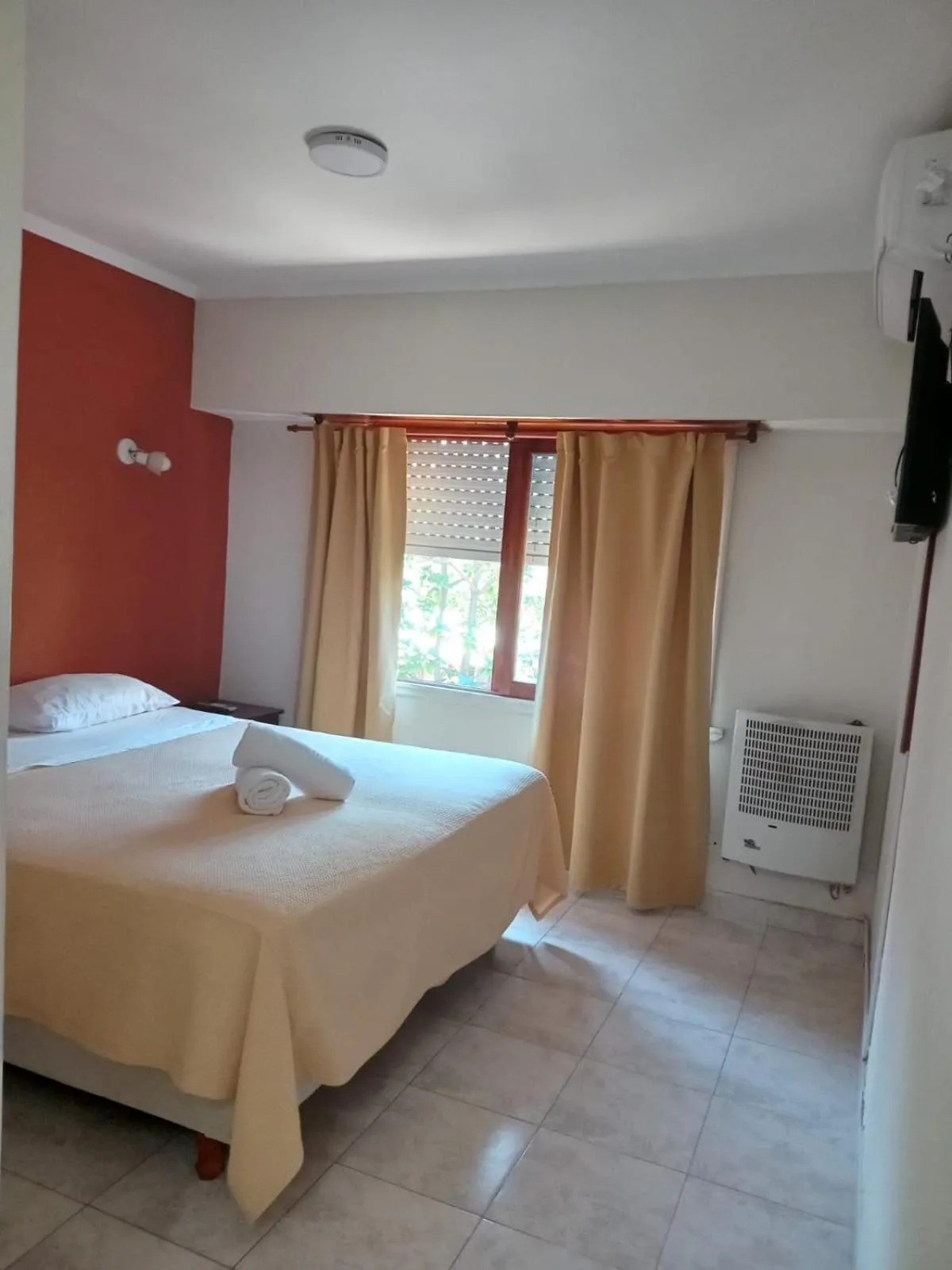 Bed in San Remo Viking Hotel