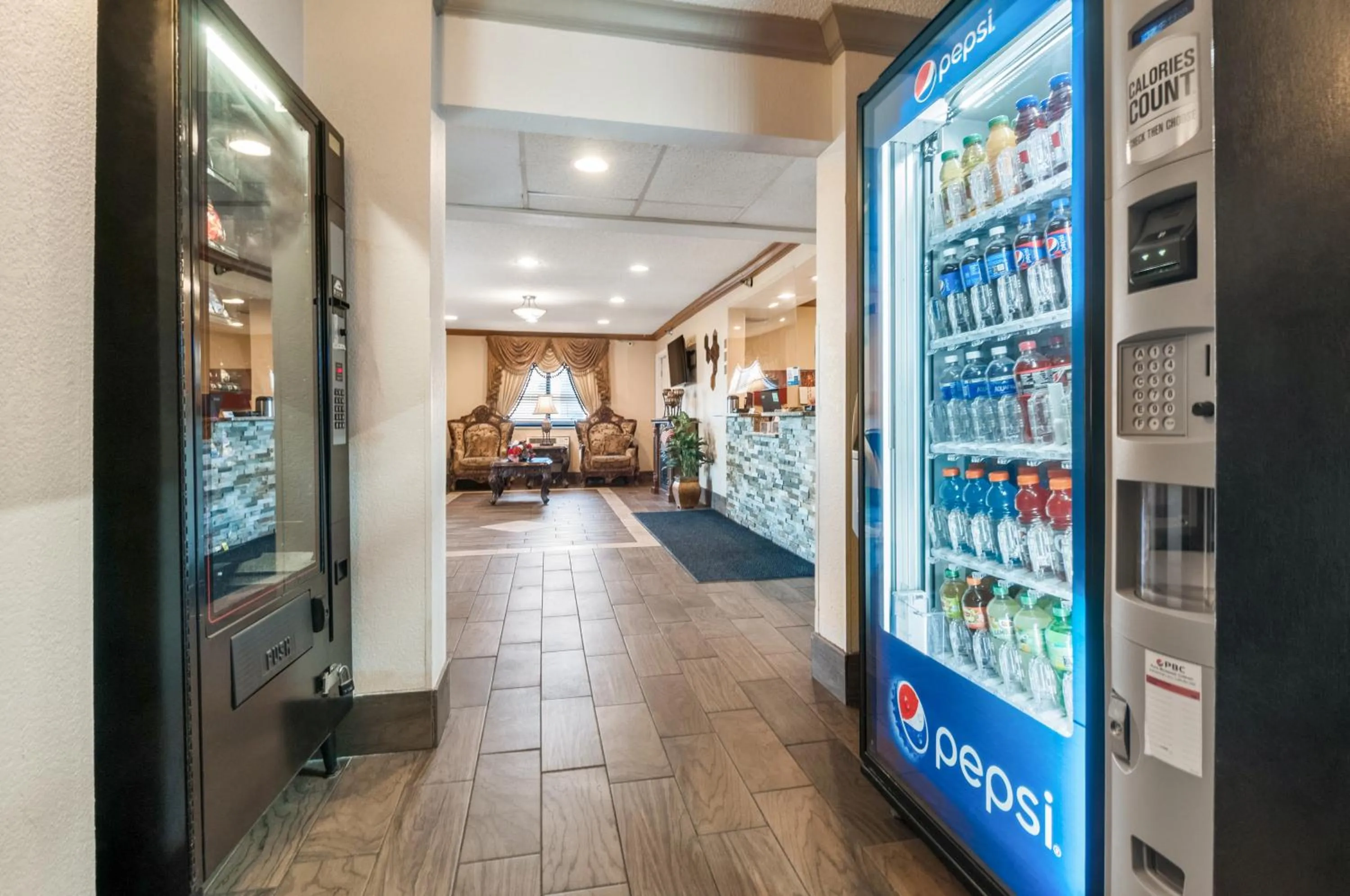 American Inn & Suites Metro Airport