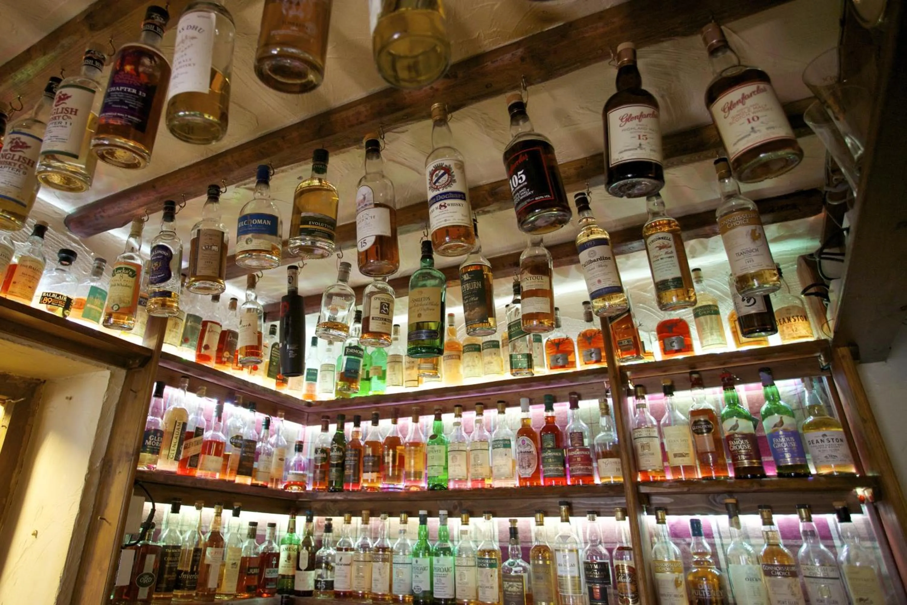 Lounge or bar in Exmoor White Horse Inn