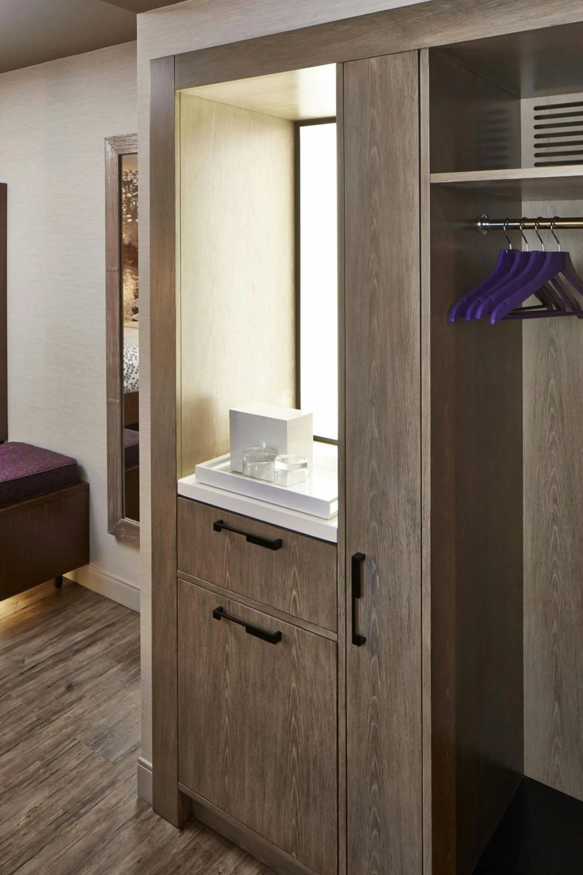 Photo of the whole room in The Del Monte Lodge Renaissance Rochester Hotel & Spa