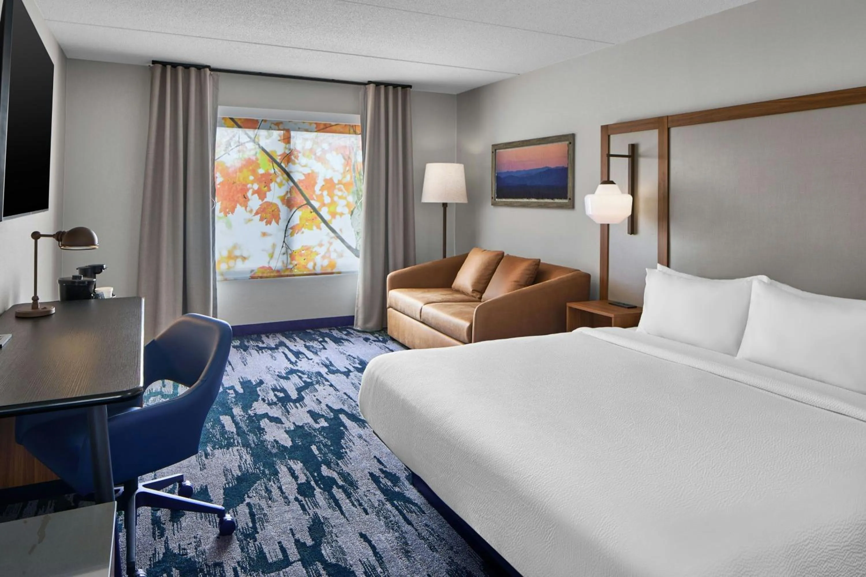 Photo of the whole room, Bed in Fairfield Inn by Marriott Rochester East