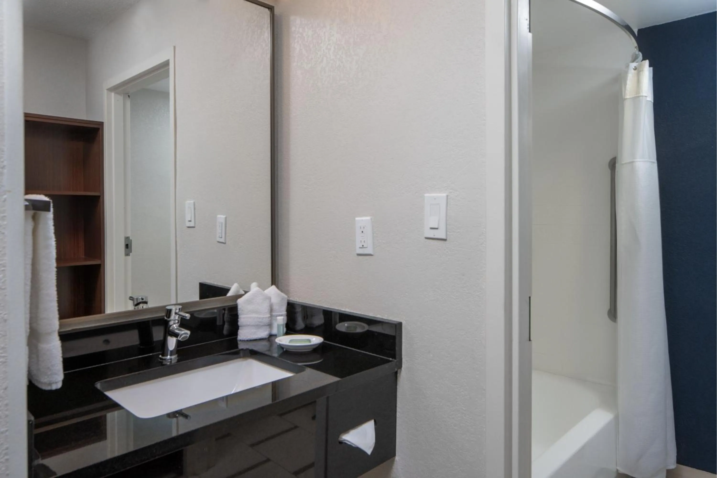 Bathroom in Fairfield Inn & Suites by Marriott Fort Myers Cape Coral