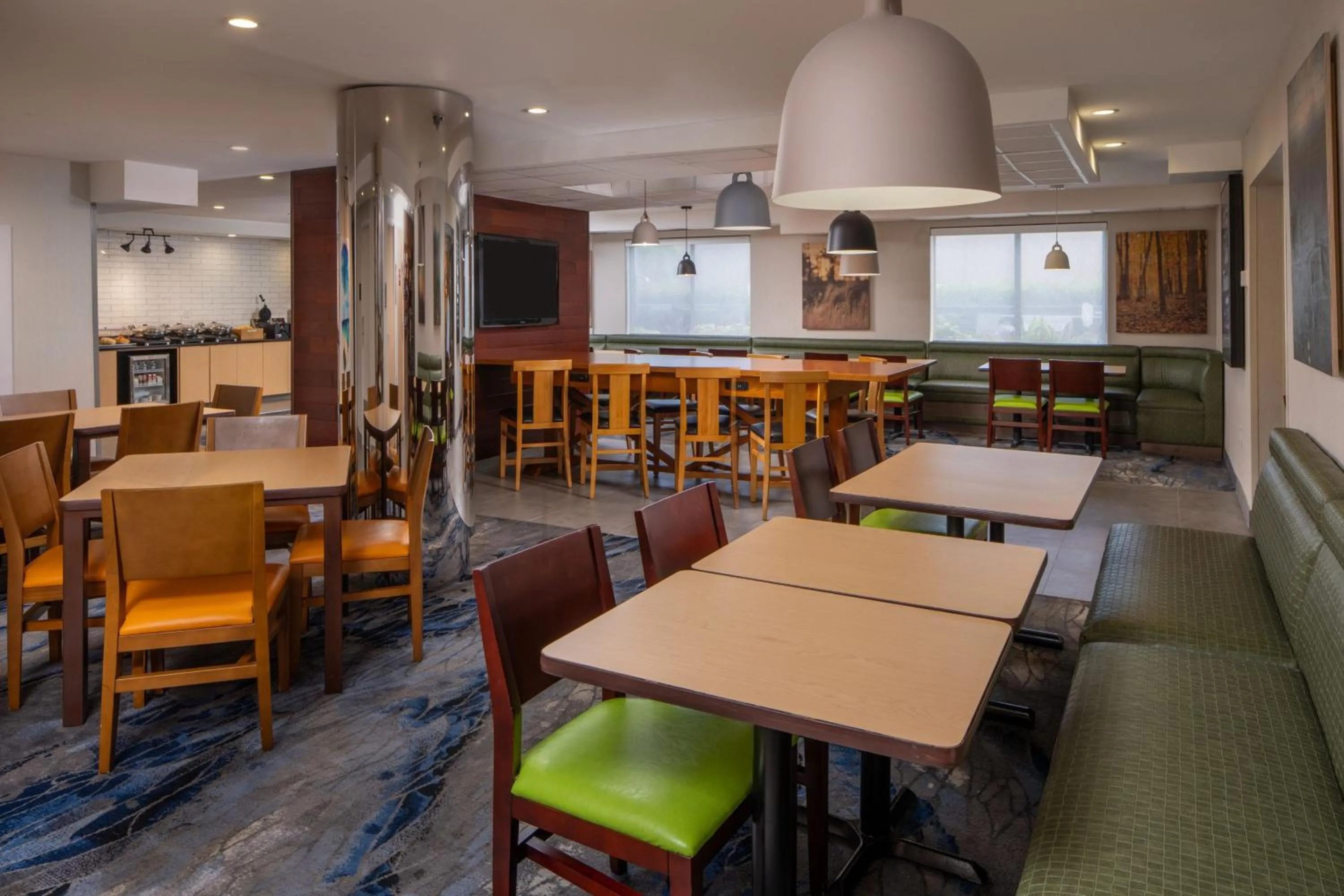 Breakfast in Fairfield Inn & Suites by Marriott Fort Myers Cape Coral