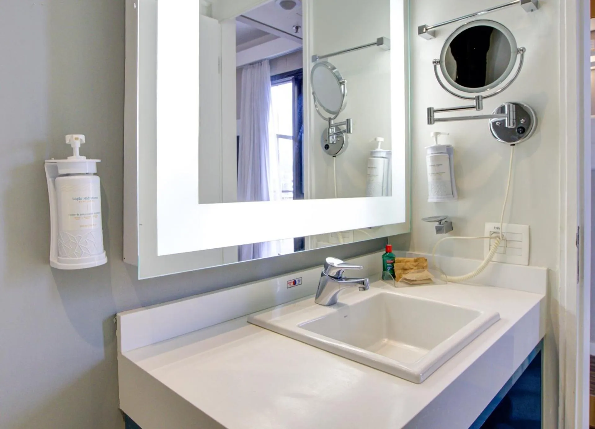 Bathroom in Quality Faria Lima