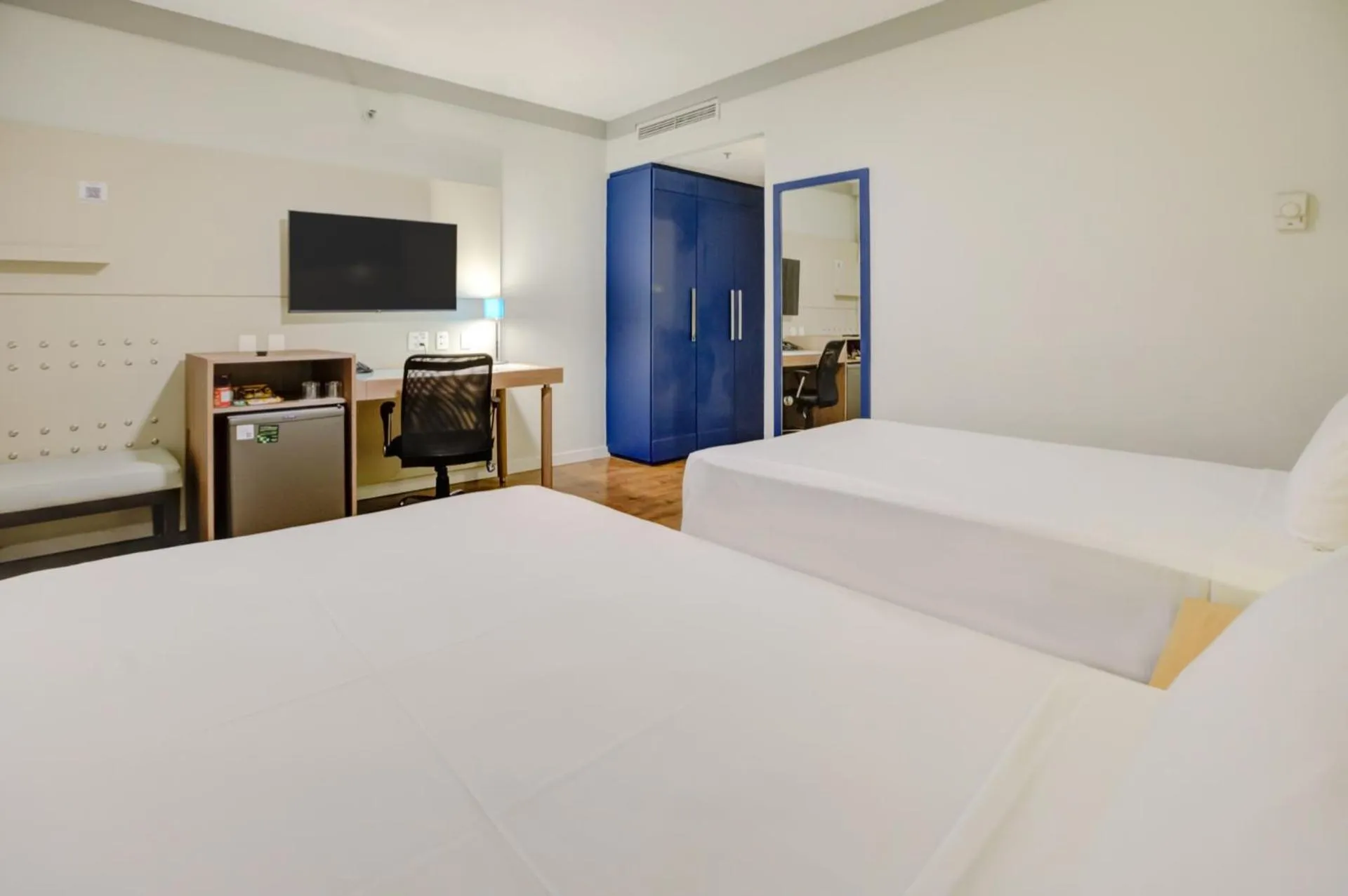 Bedroom, Bed in Quality Faria Lima