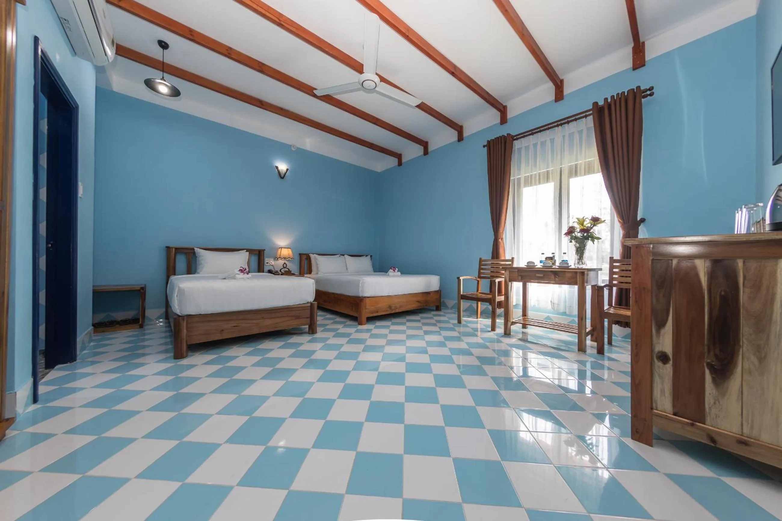 Bedroom, Bed in Isabella Resort