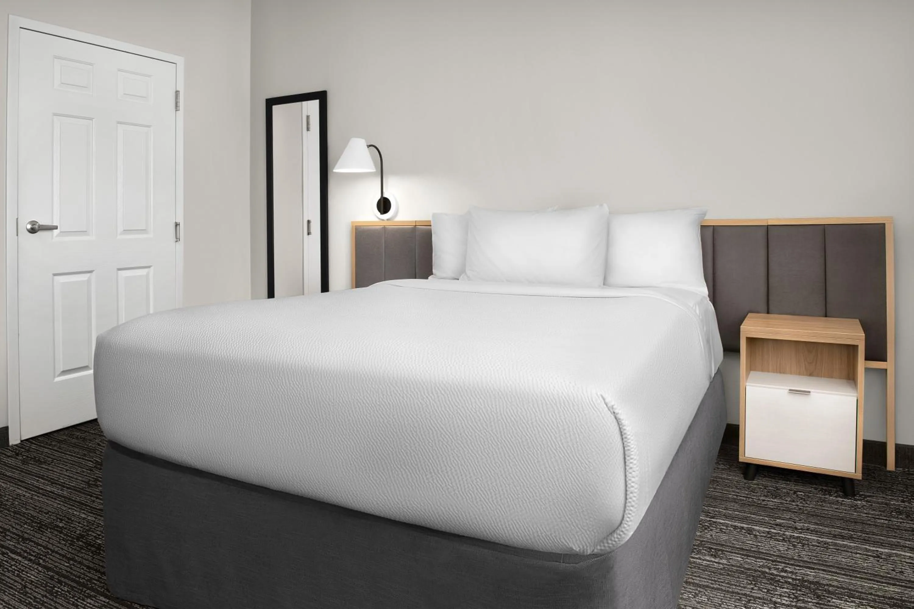 Bedroom, Bed in TownePlace Suites Sacramento Cal Expo