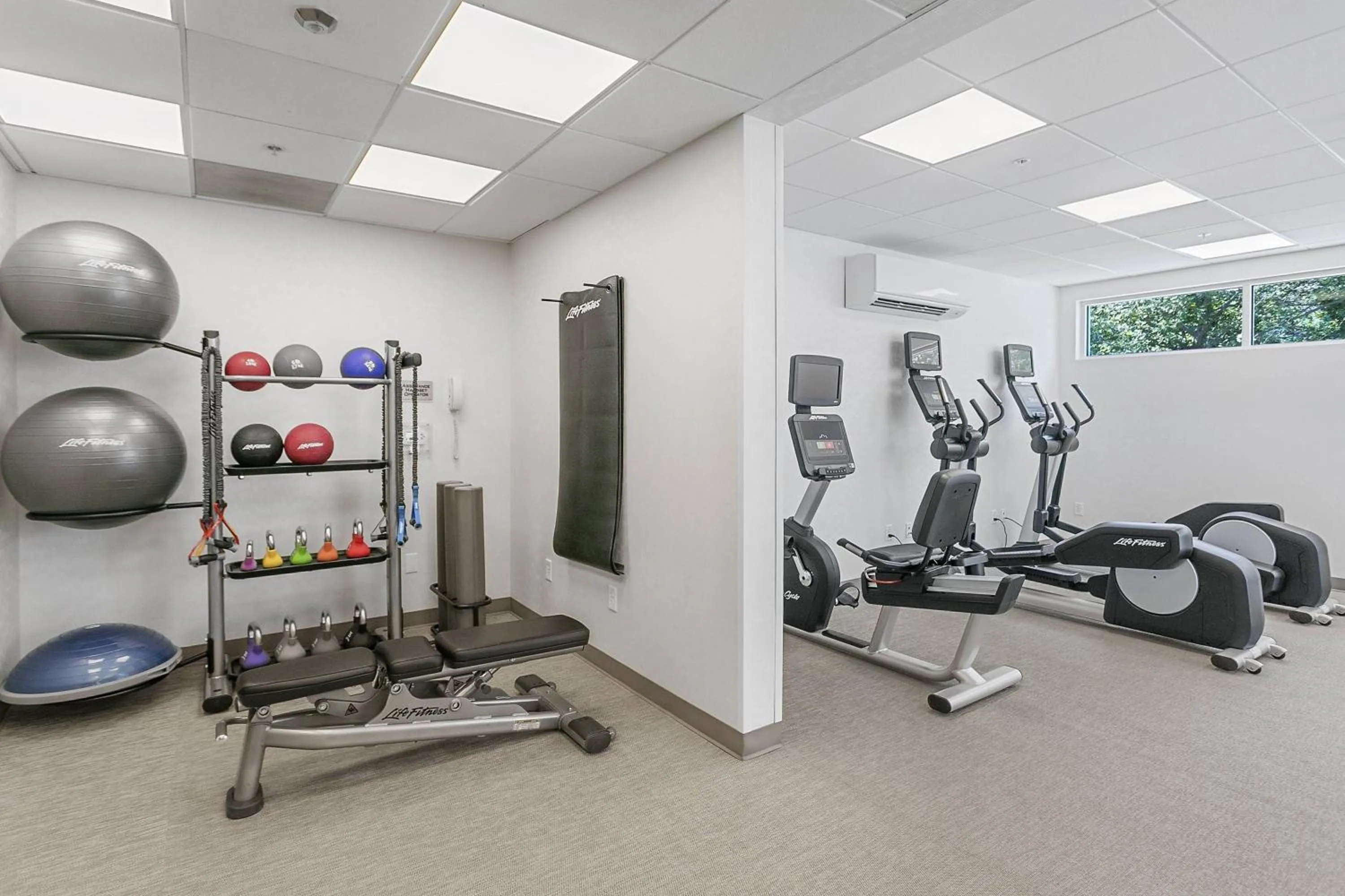 Fitness centre/facilities in SpringHill Suites by Marriott Sacramento Natomas