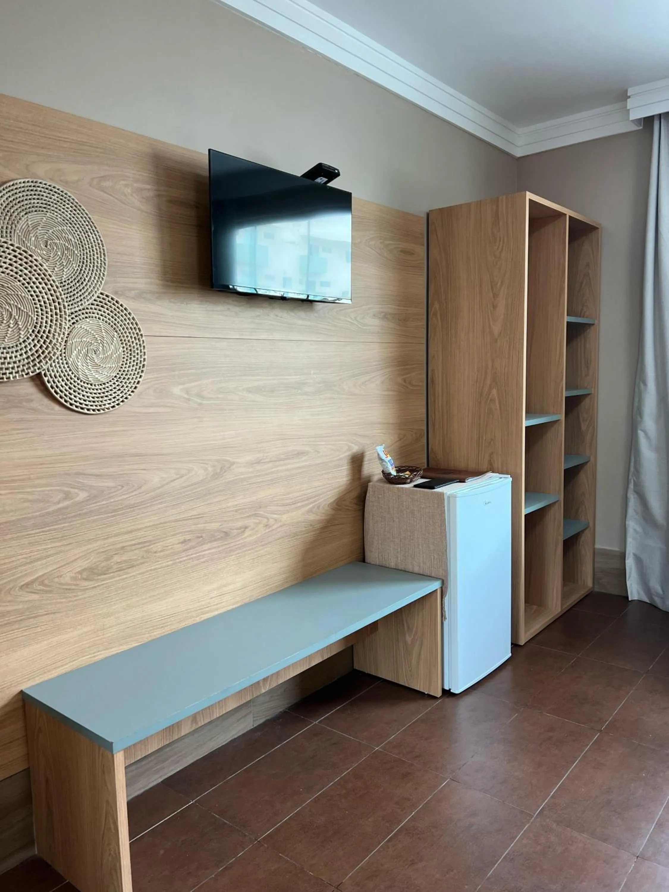 TV and multimedia in Pousada Praia Bela