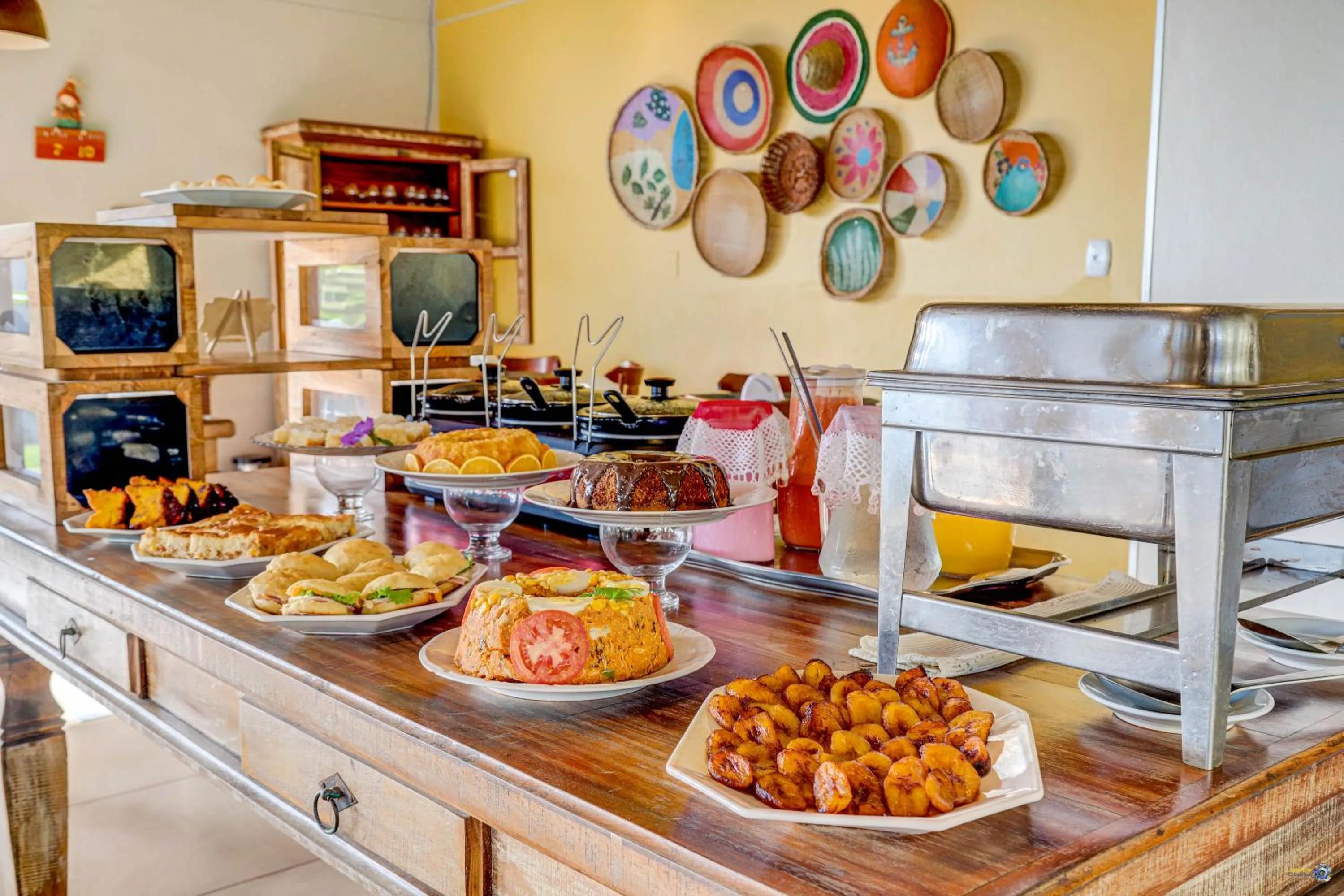 Restaurant/places to eat in Pousada Praia Bela