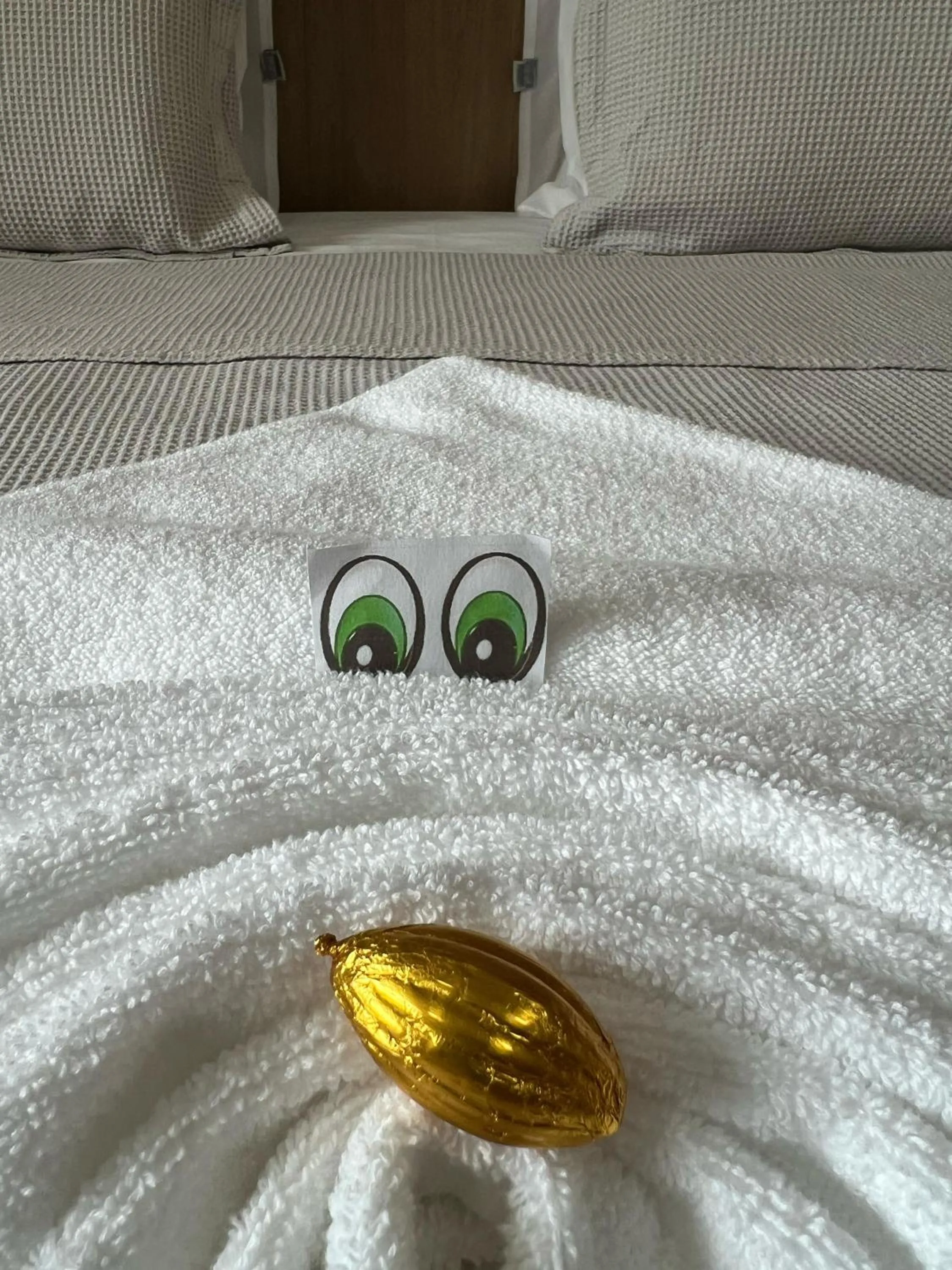 towels, Bed in Pousada Praia Bela