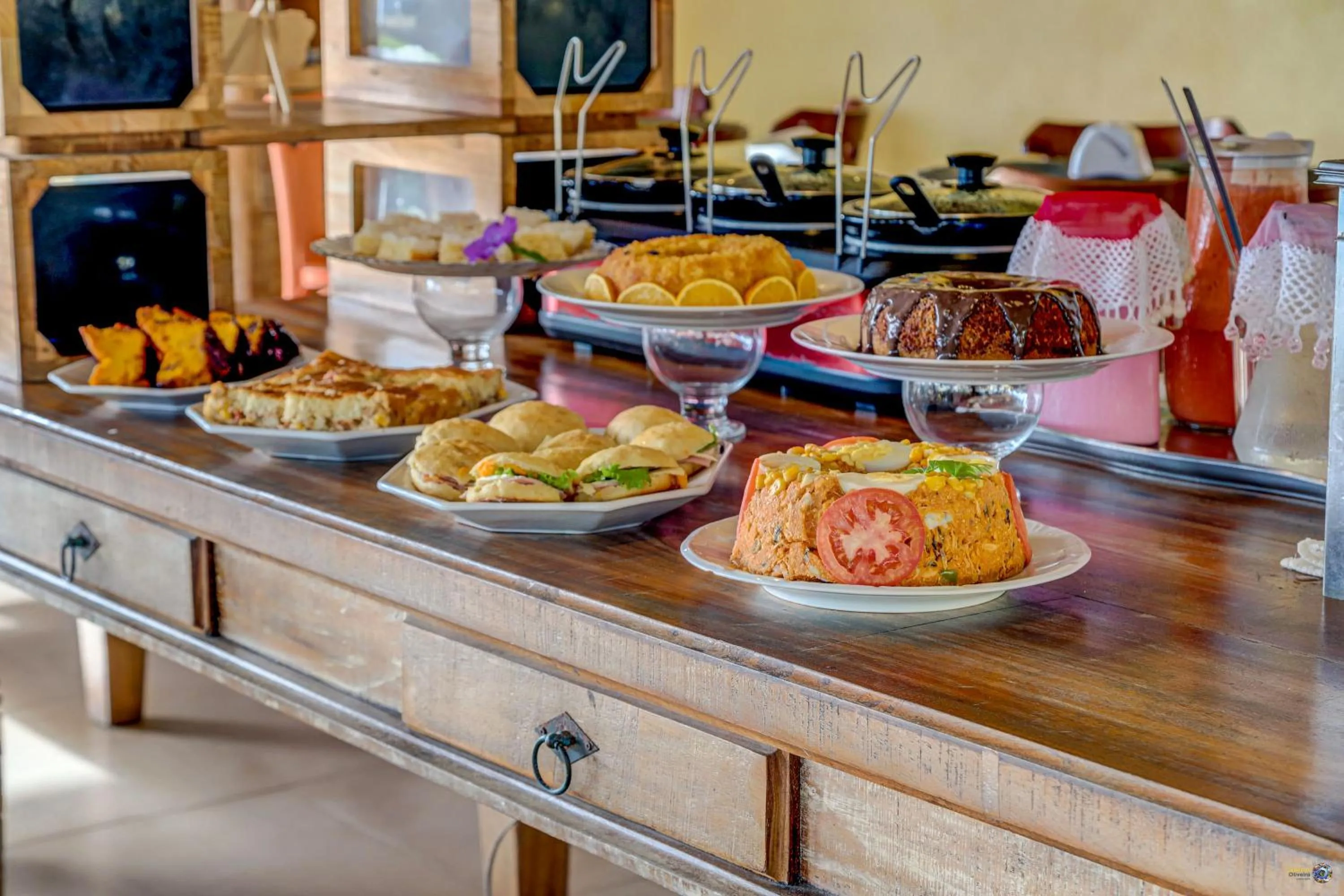 Restaurant/places to eat in Pousada Praia Bela