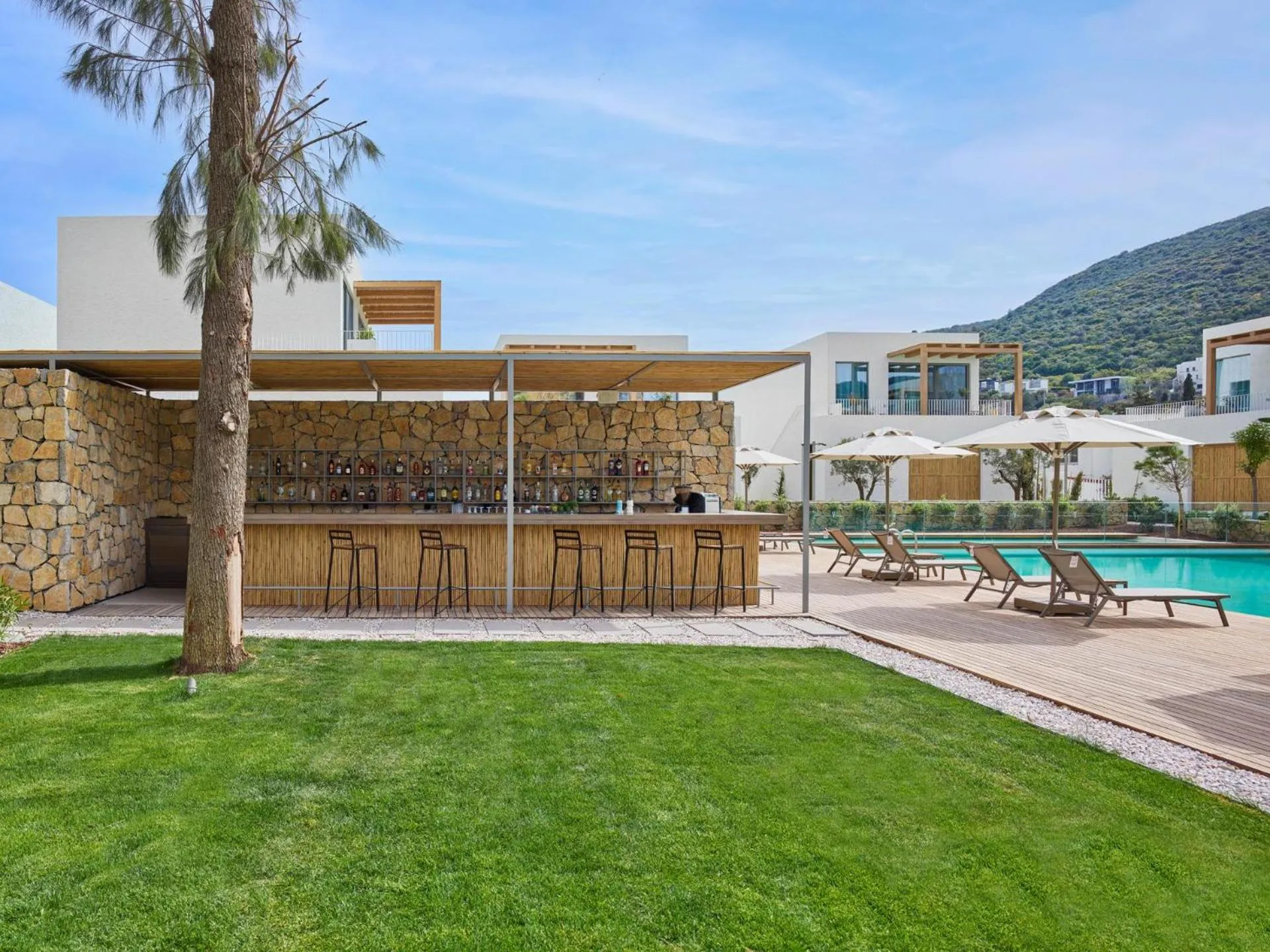 Lounge or bar in Voyage Torba Hotel