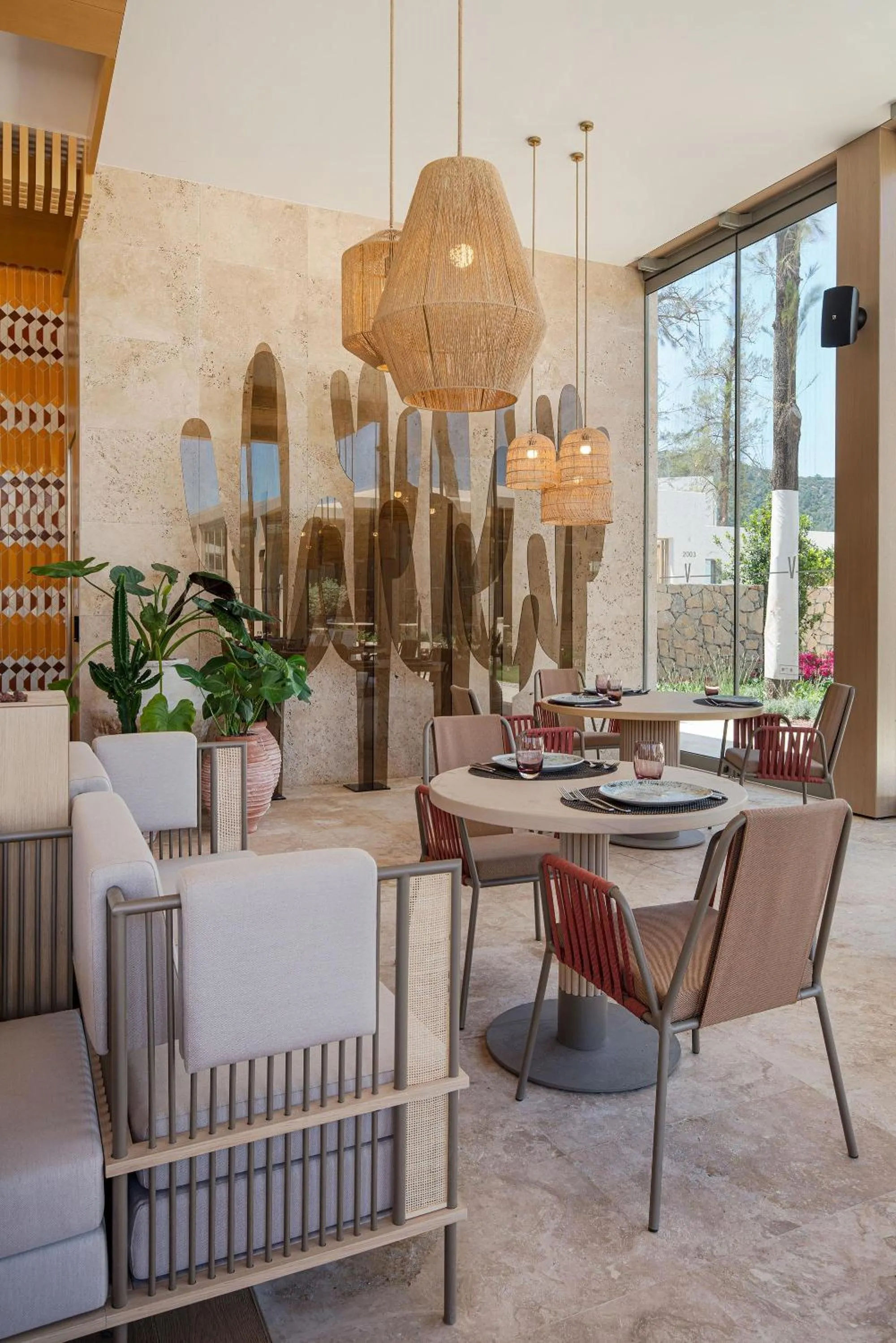 Restaurant/places to eat in Voyage Torba Hotel