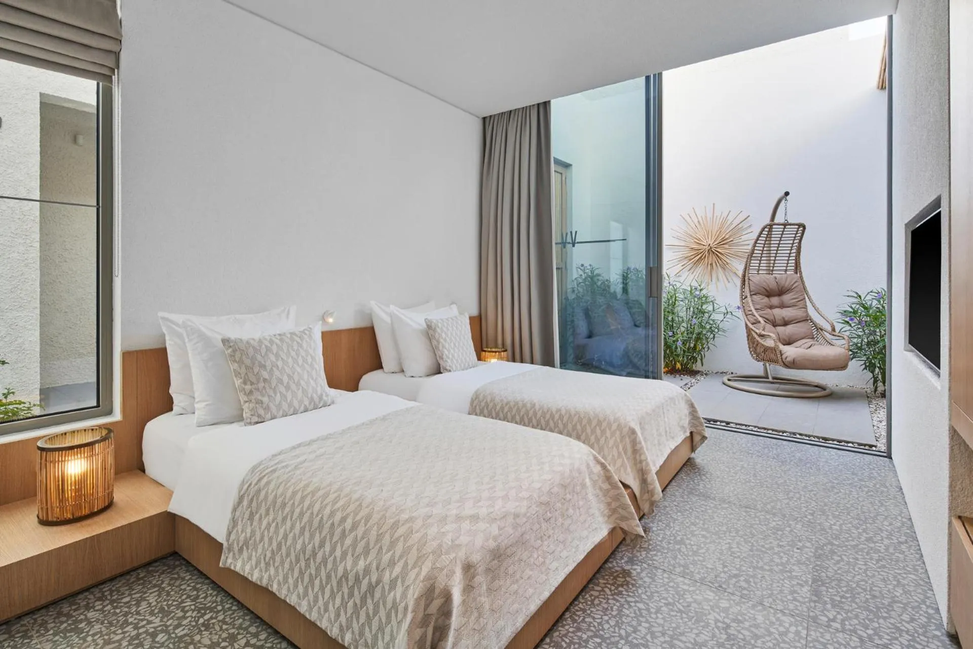 Bed in Voyage Torba Hotel