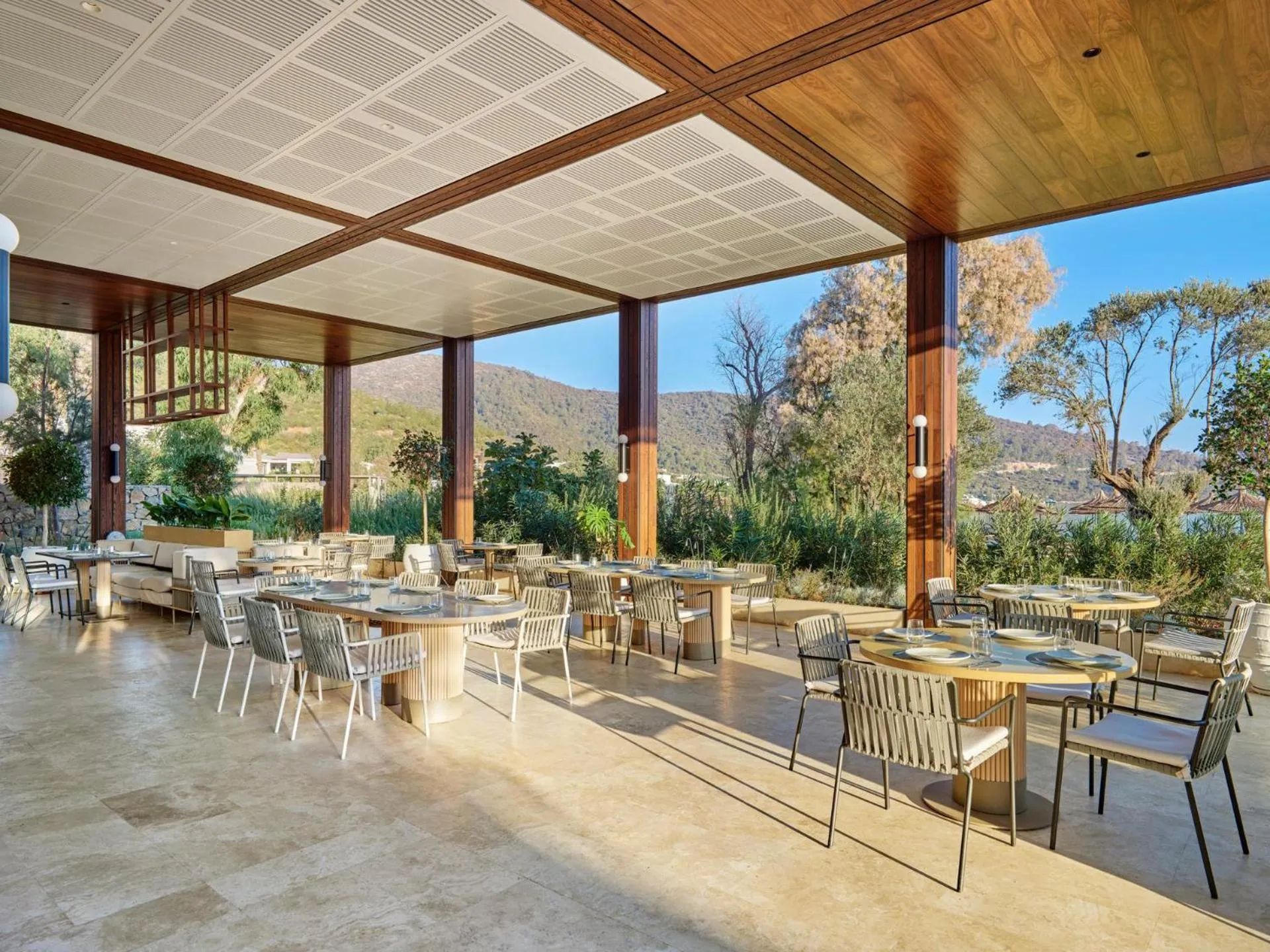 Restaurant/places to eat in Voyage Torba Hotel