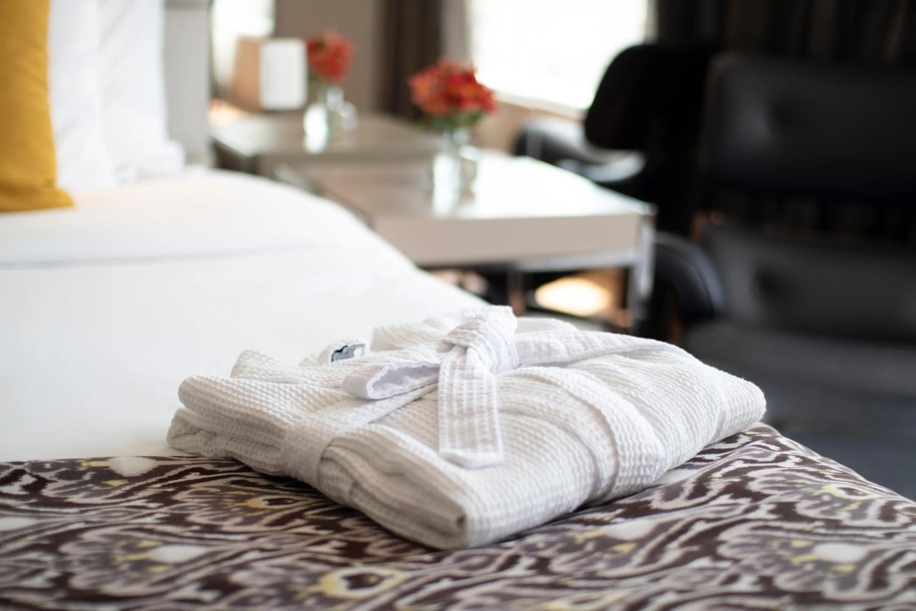 towels, Bed in Bourbon Hotel Savassi - Belo Horizonte