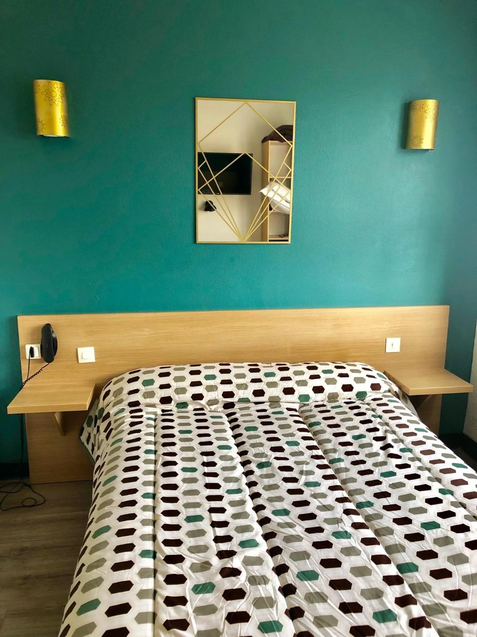 Bed in Hôtel Colisée-Verdun Centre Gare Saint-Roch