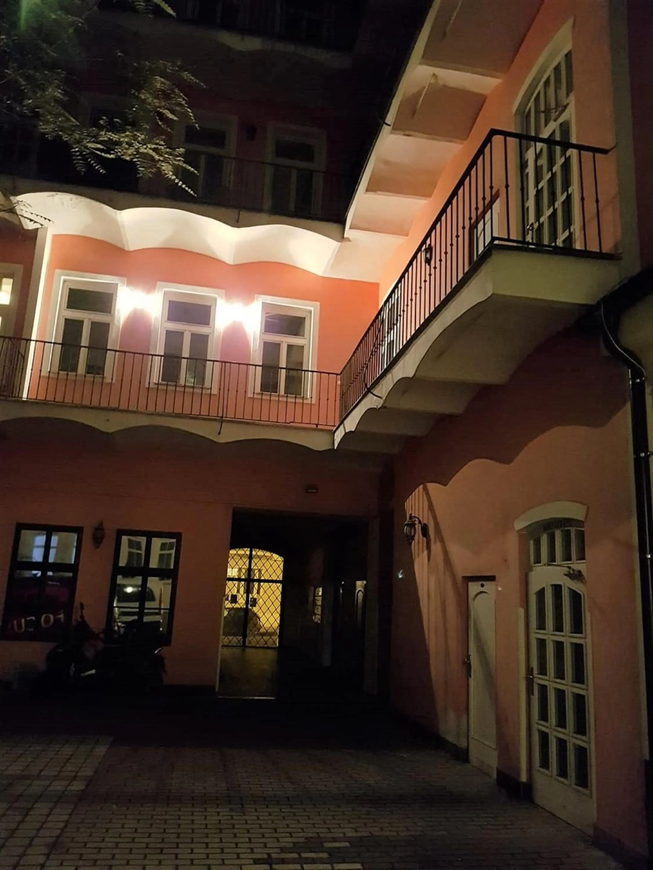 Facade/entrance in Studio near Congress Centre II.