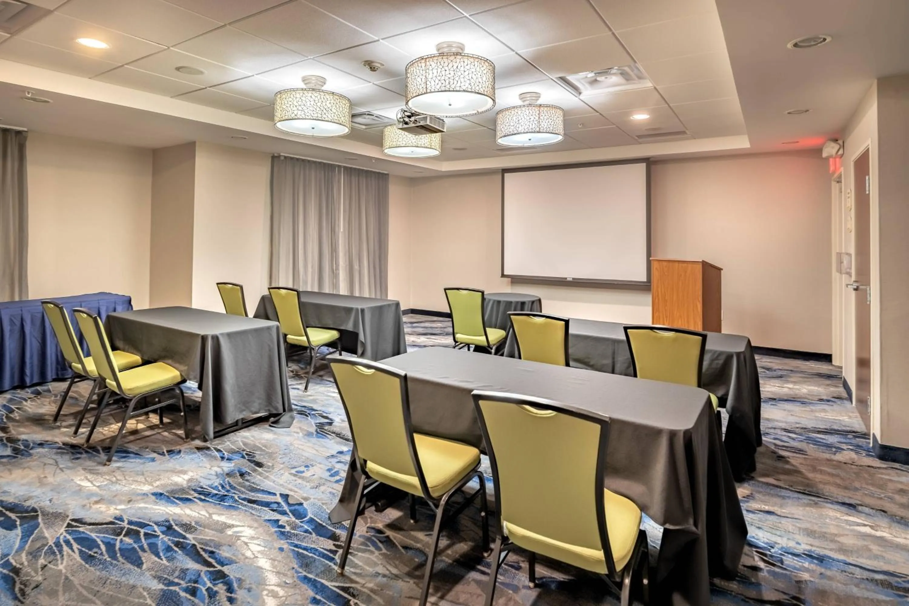Meeting/conference room in Fairfield Inn & Suites by Marriott New Braunfels