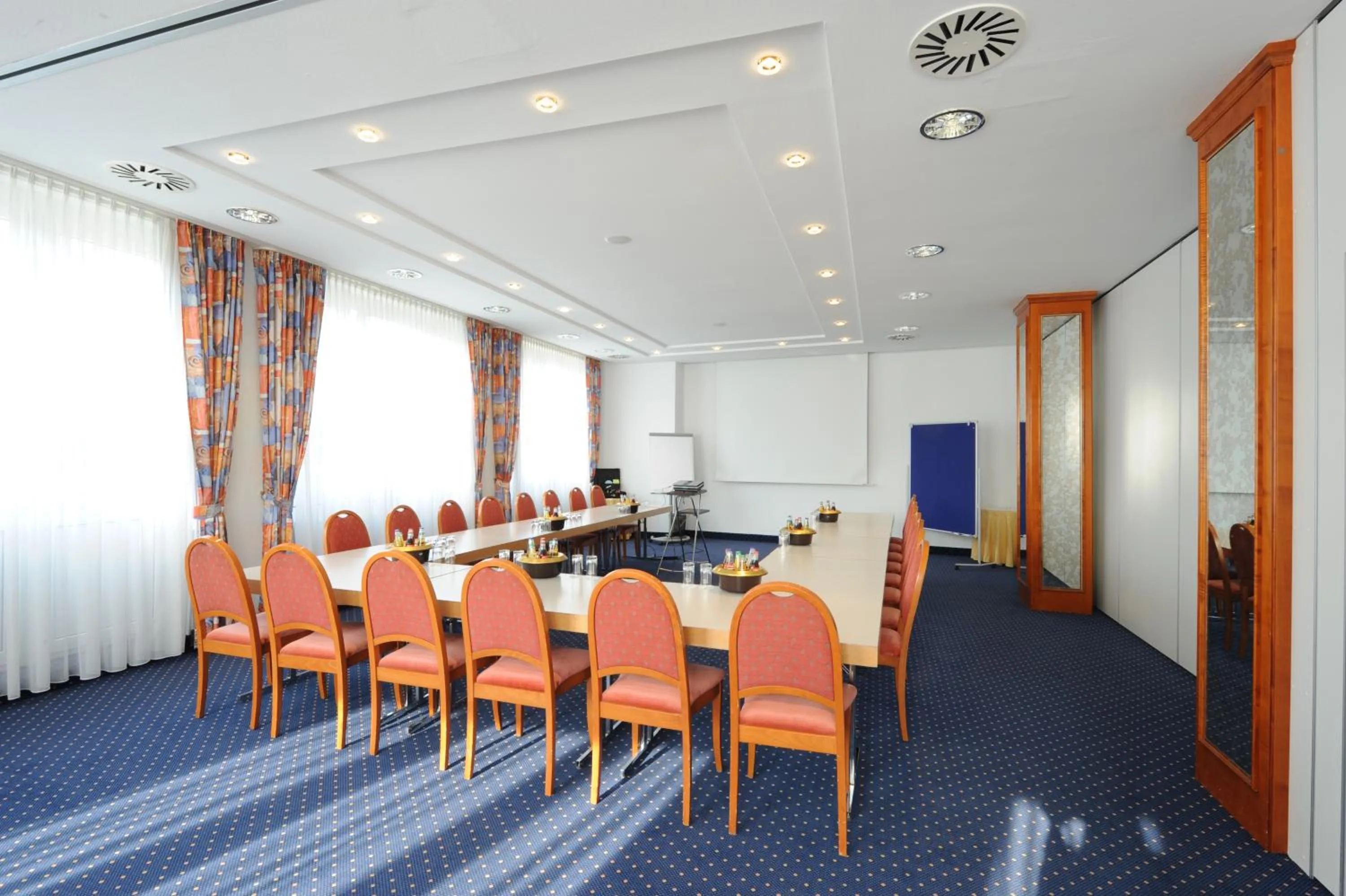 Meeting/conference room in Hotel Poinger Hof