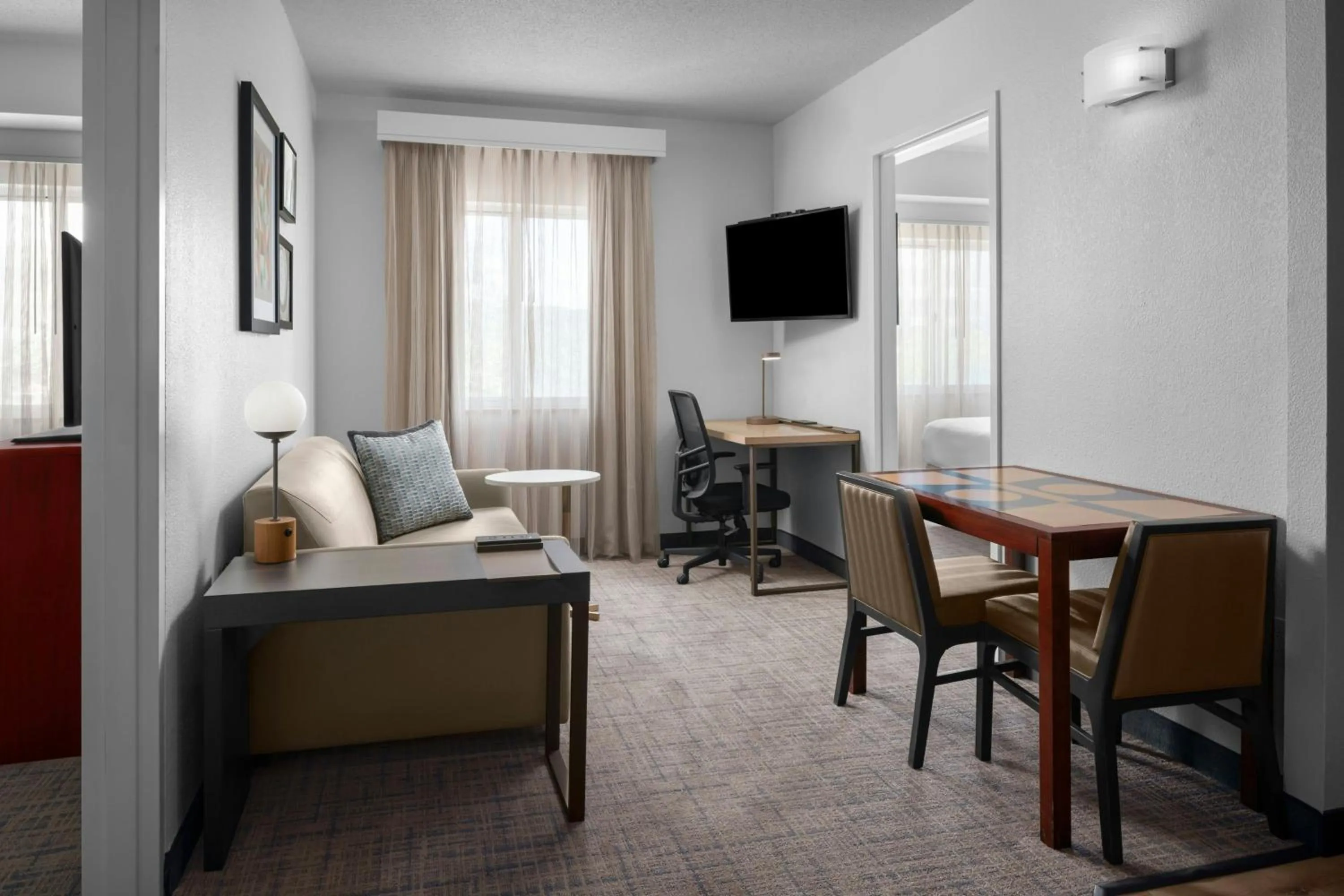 Bedroom in Residence Inn by Marriott San Antonio Six Flags at The RIM