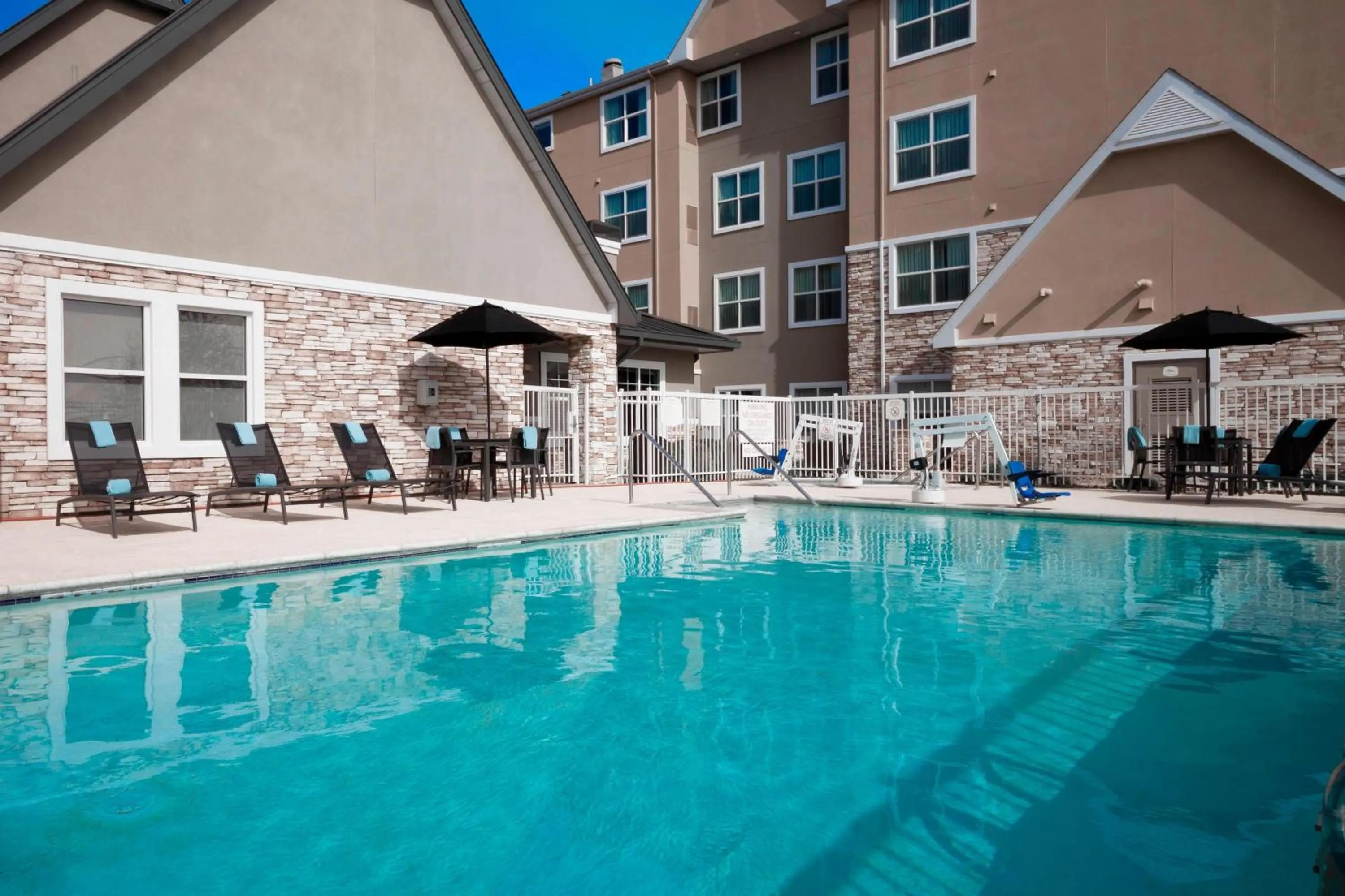 Swimming pool in Residence Inn by Marriott San Antonio North Stone Oak