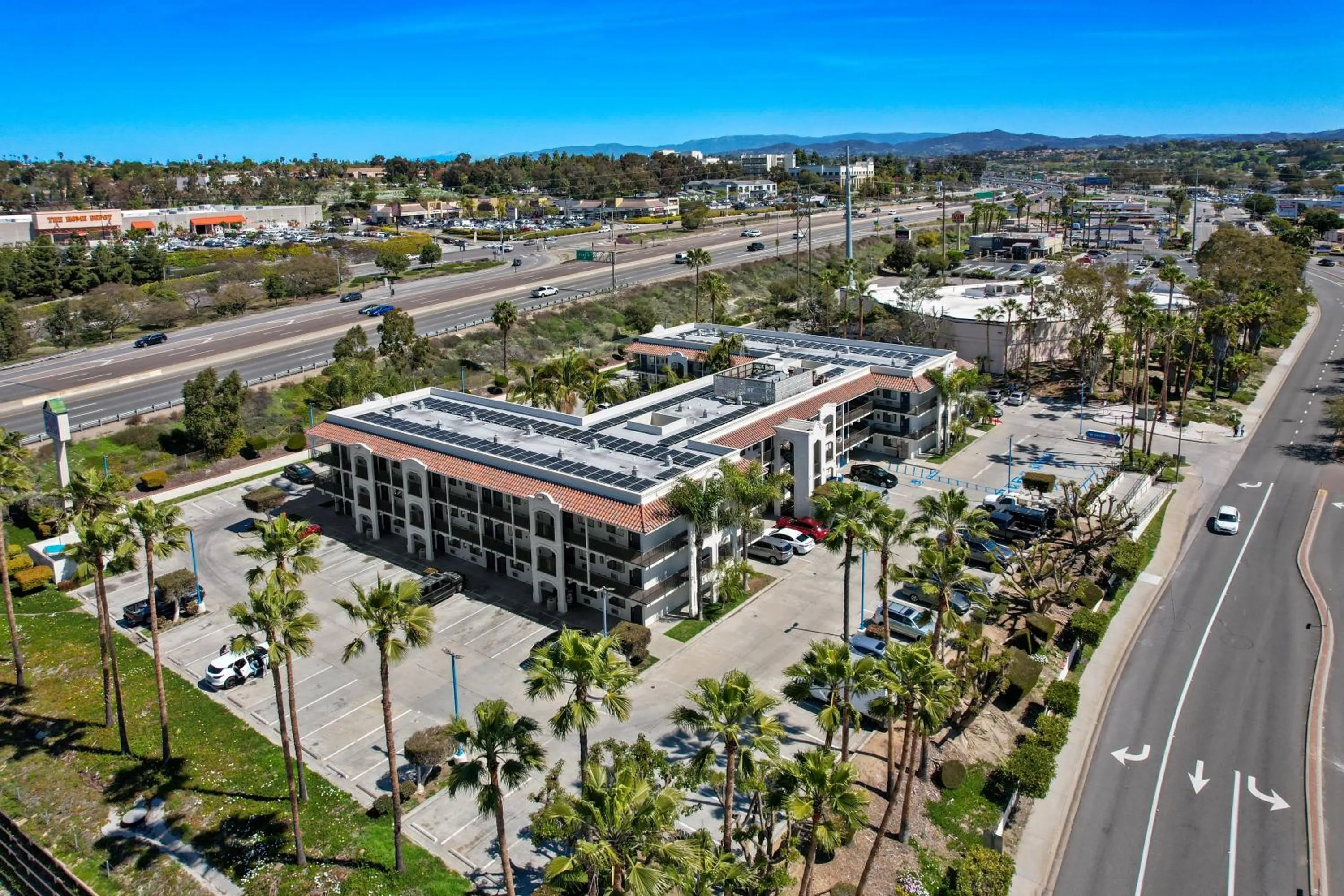Property building in Motel 6-Oceanside, CA