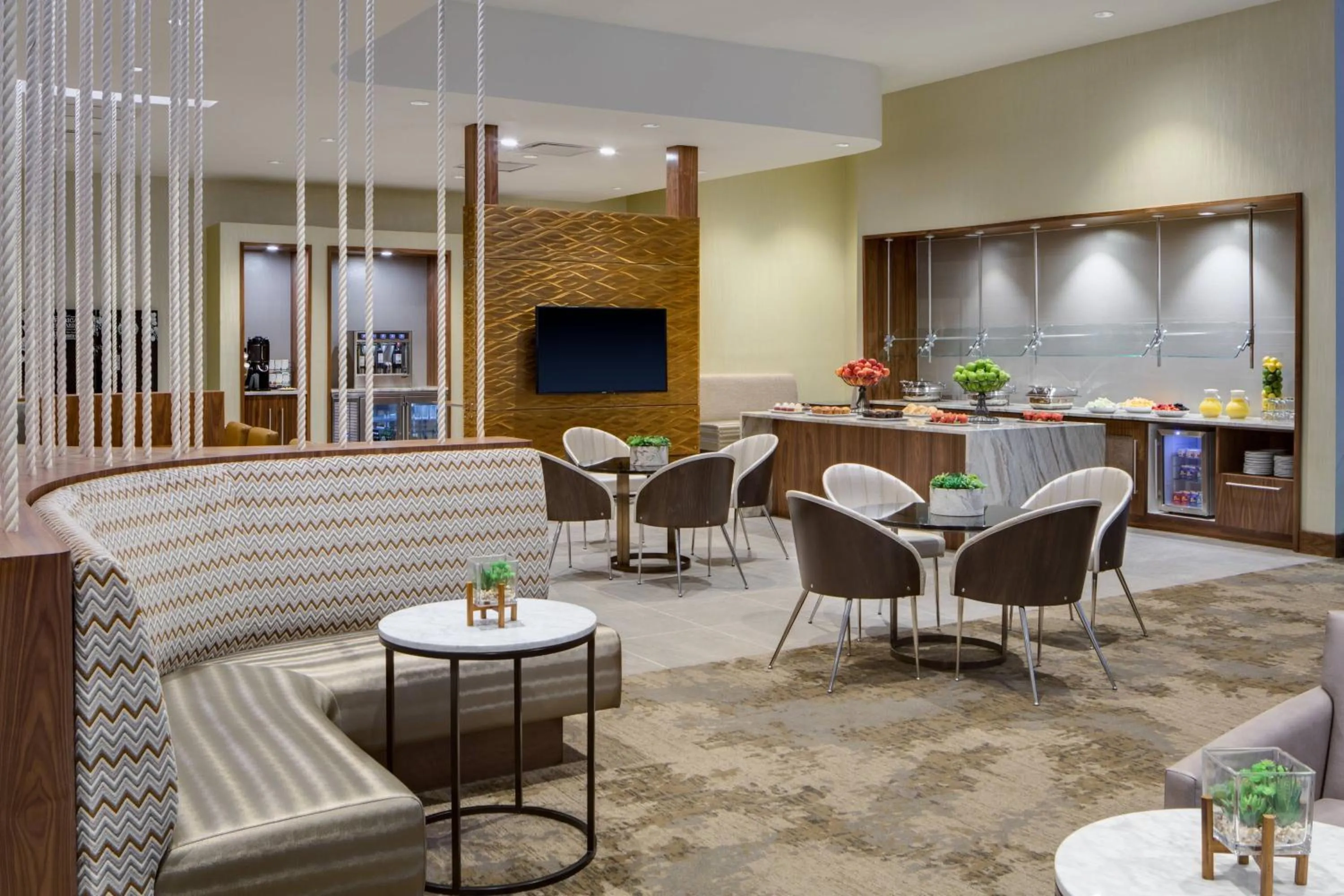 Lounge or bar in San Antonio Marriott Northwest Medical Center