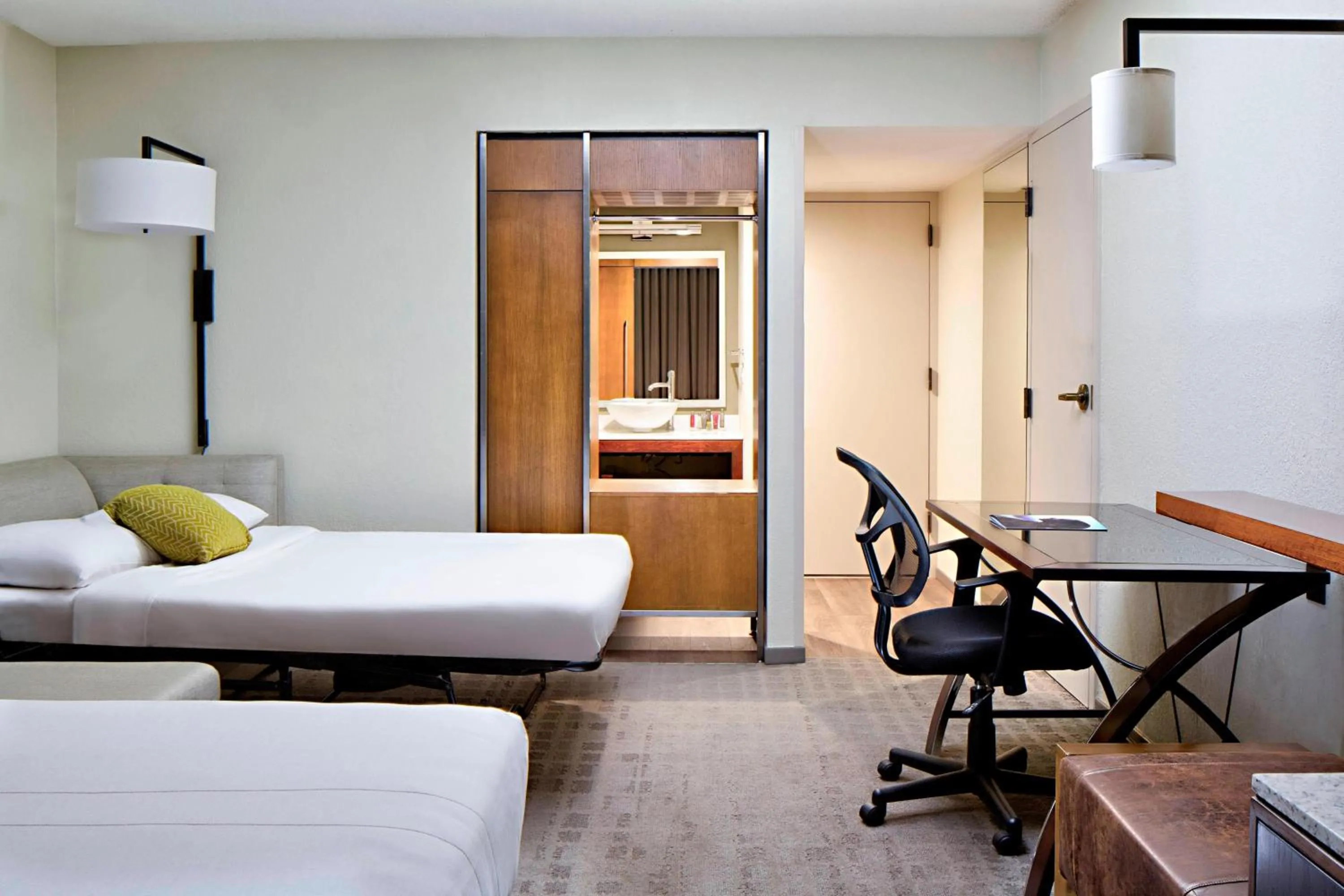 Lounge or bar, Bed in San Antonio Marriott Northwest Medical Center